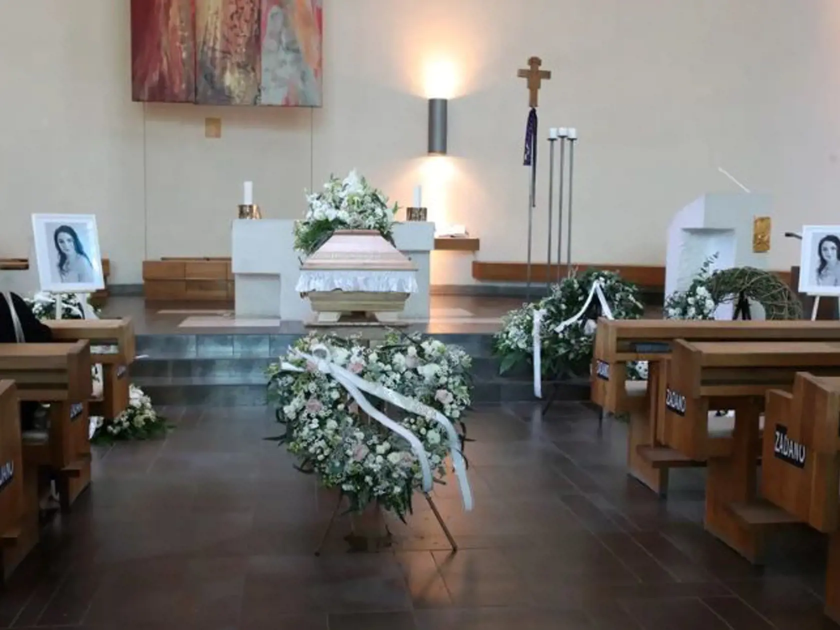 Posledná rozlúčka s talentovanou speváčkou Patriciou Janečkovou (†25).