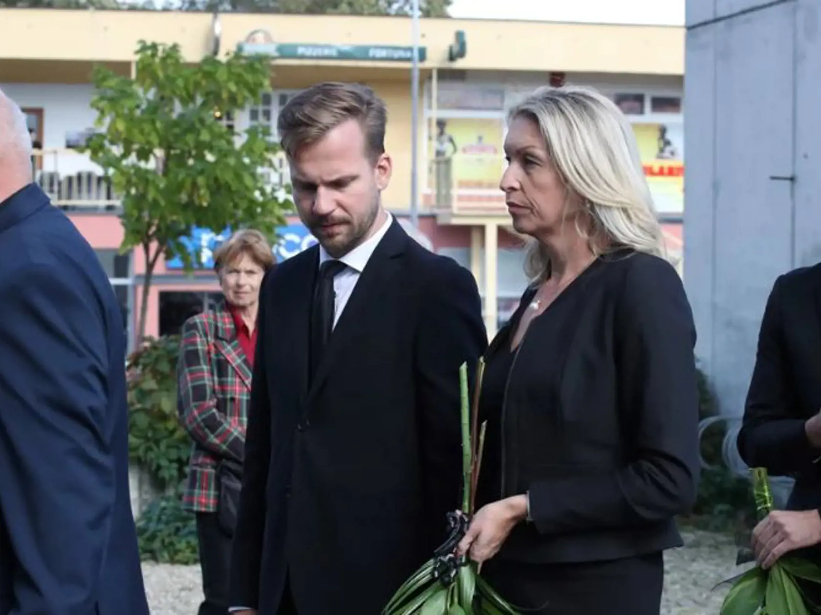 Spevák Martin Chodúr s partnerkou Ivonou.