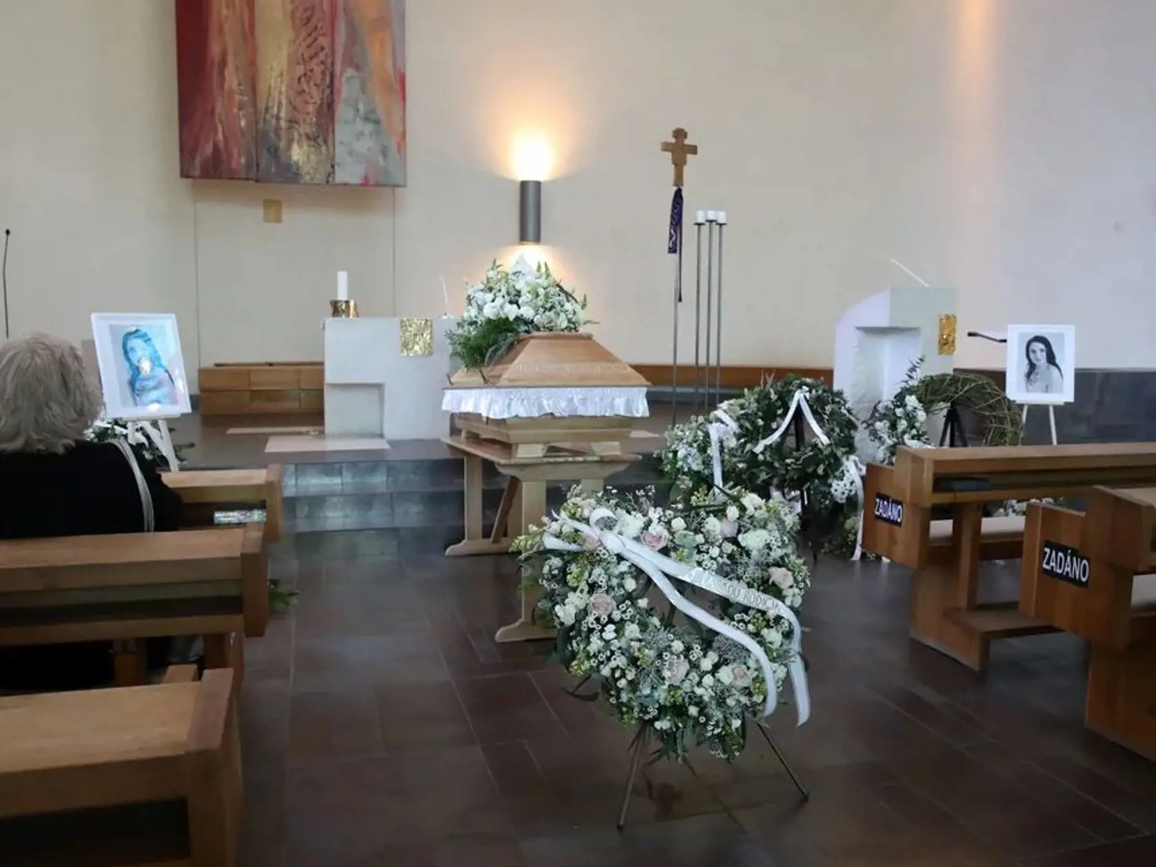Posledné zbohom speváčke Patricii Janečkovej (†25), ktorá podľahla rakovine.