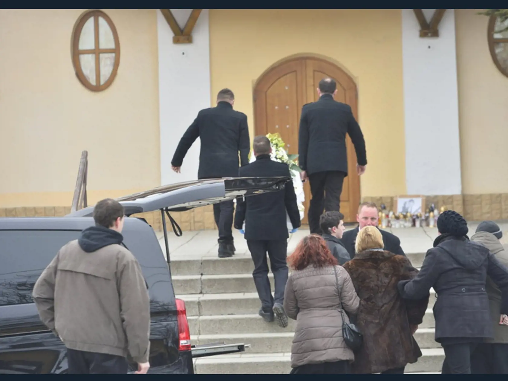 Posledná rozlúčka s Martinou Kušnírovou.