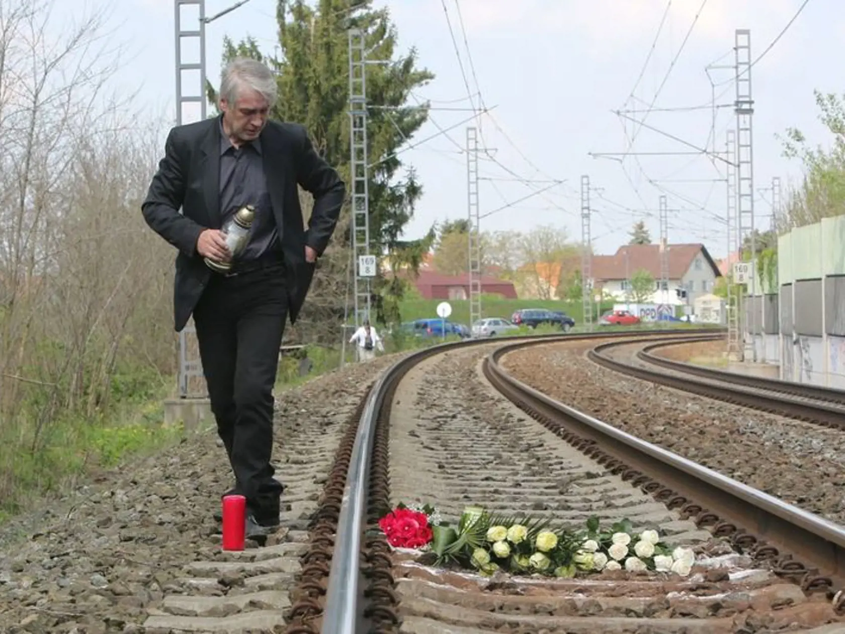 Josef Rychtář na mieste tragédie v deň, kedy Iveta spáchala samovraždu.