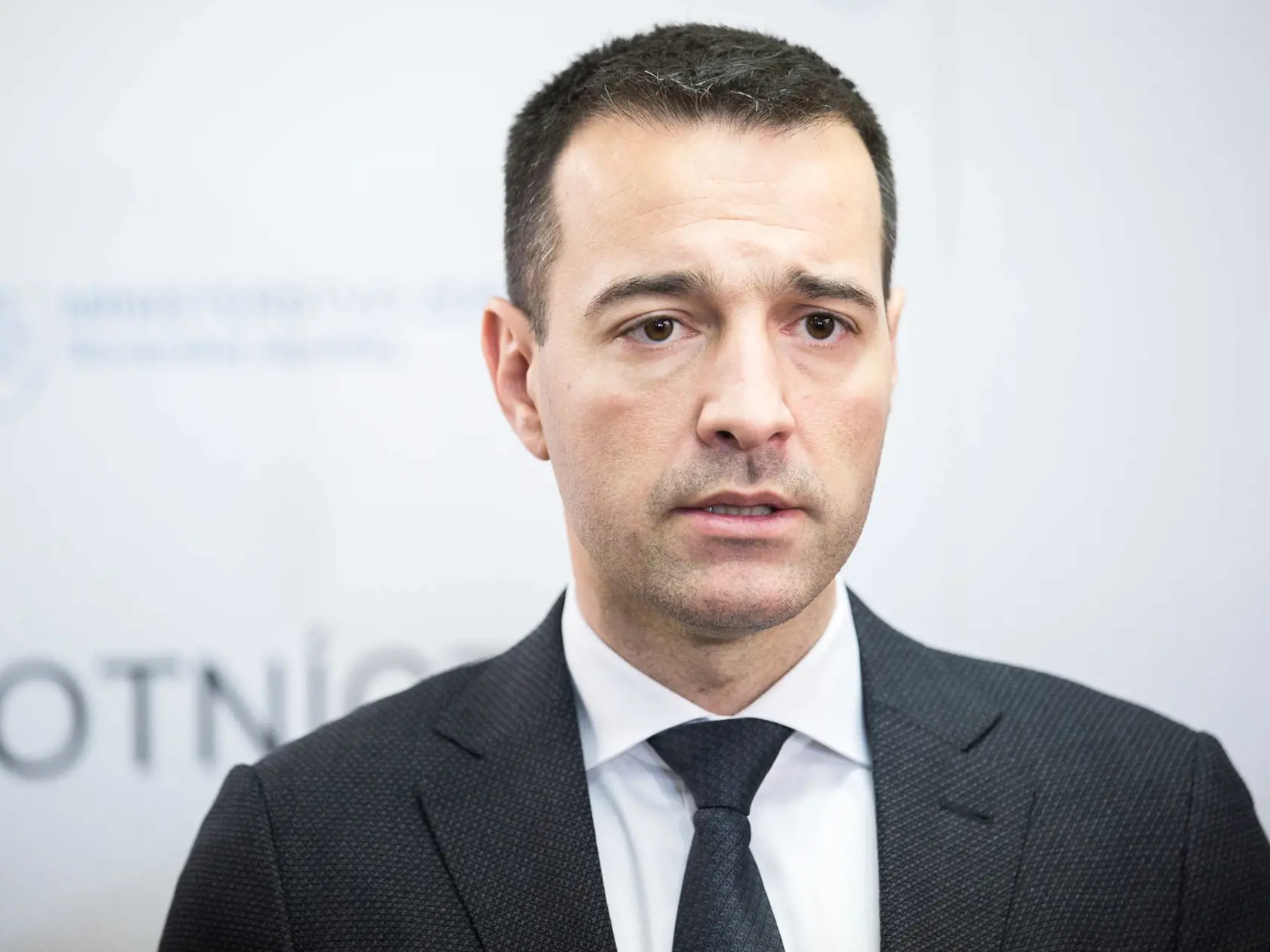 Tomáš Drucker nehodlá krízovú situáciu v NÚSCH nechať len tak.