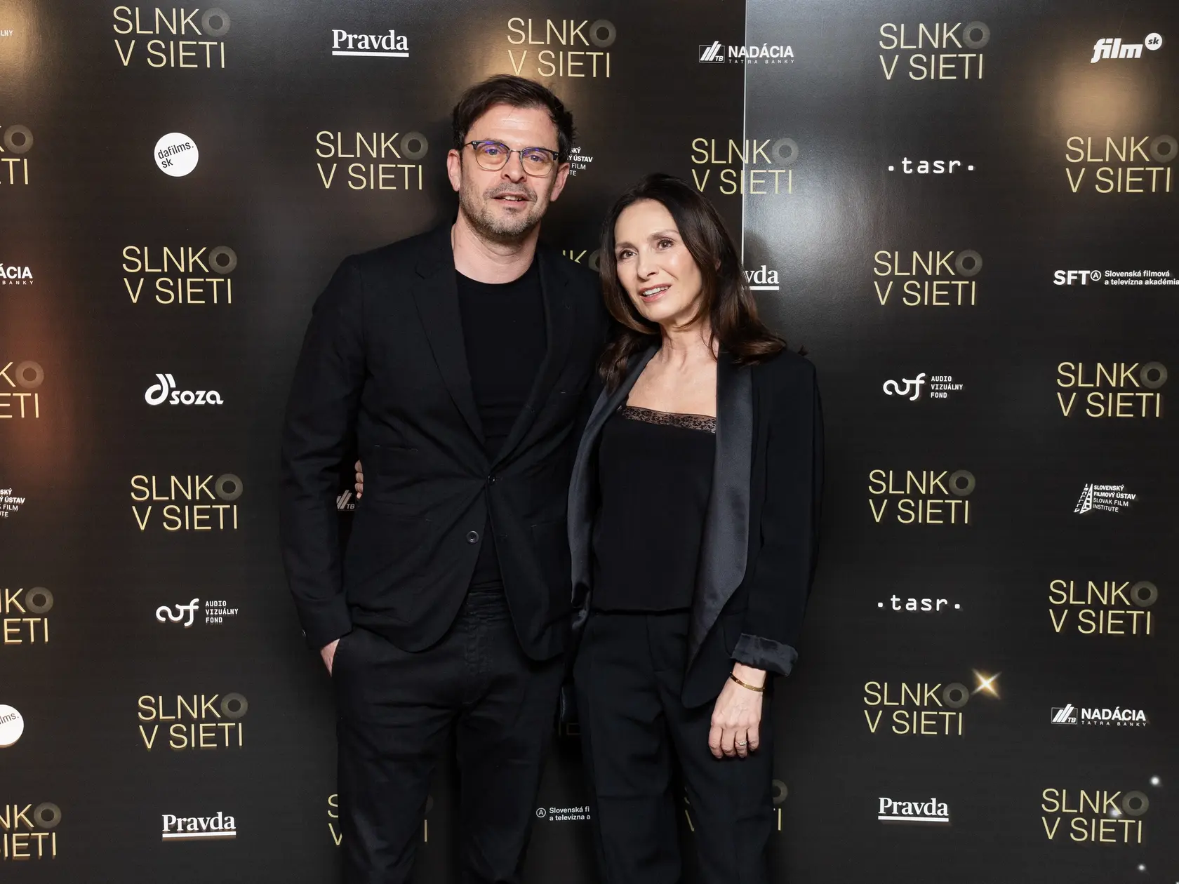 Slnko v sieti. Na snímke Alexander Bárta a Henrieta Mičkovicová.
