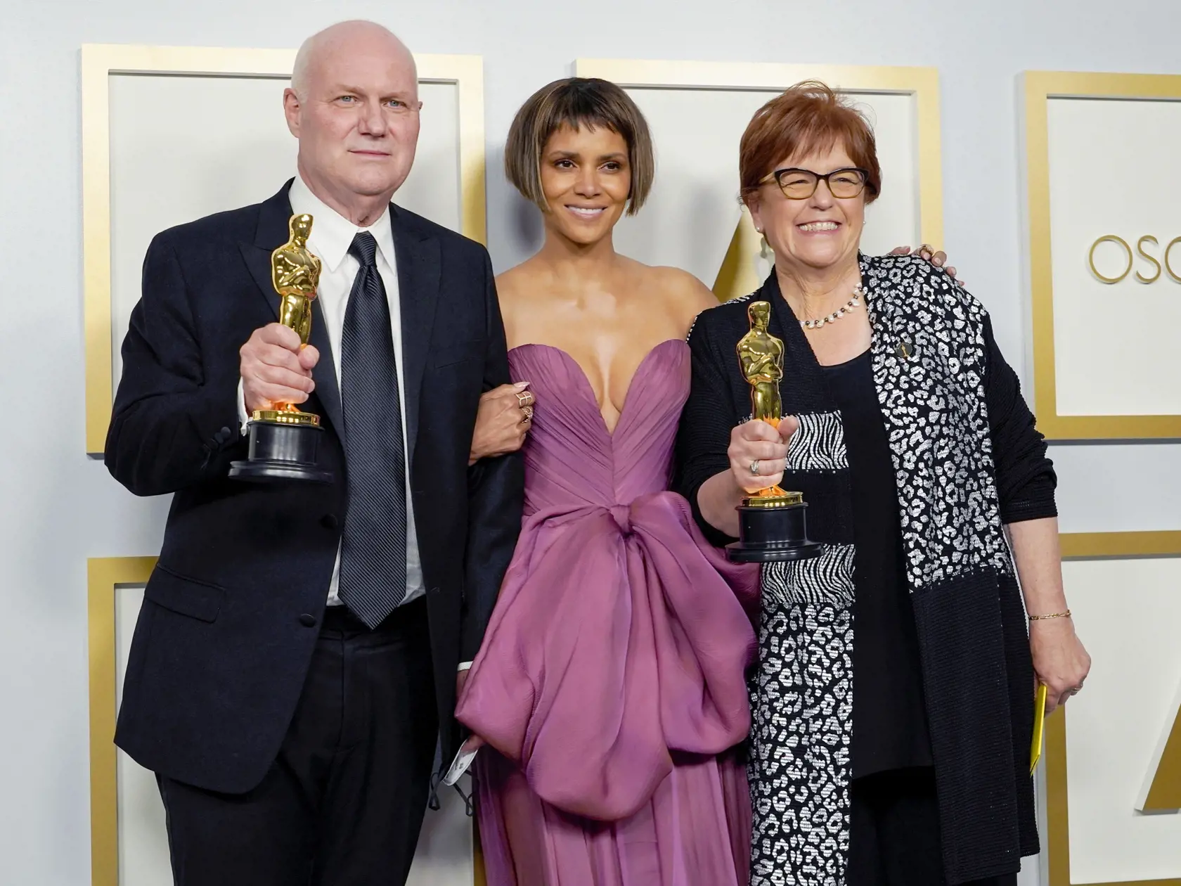 Herečka Halle Berry na 93. ročníku Oscarov.