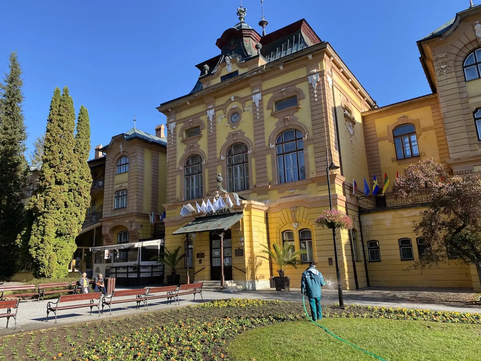 Hotel Astória tvorí dominantu Bardejovských kúpeľoch.