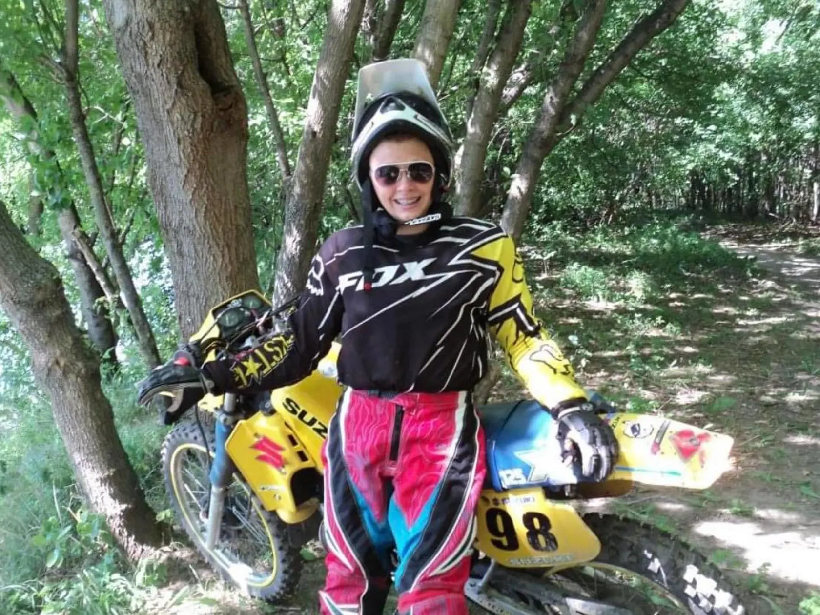 O motorkách básnil už ako dieťa v roku 2012, kedy o nich začal pridávať prvé príspevky.