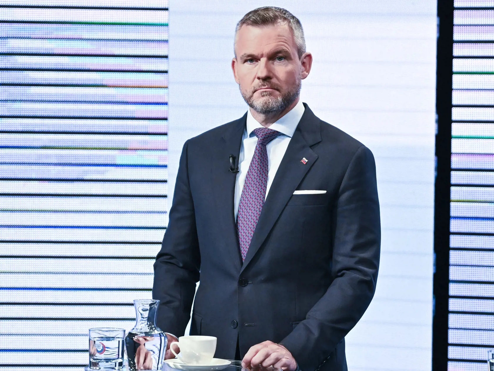 Na snímke predseda strany Hlas-SD Peter Pellegrini počas povolebnej diskusiie v RTVS O 5 minút 12 k výsledkom predčasných parlamentných volieb na Slovensku v Bratislave 1. októbra 2023.