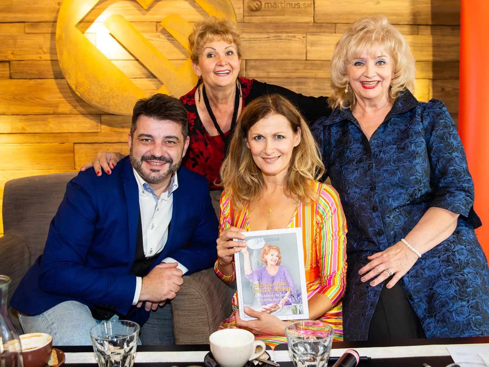 Krst kuchárskej knihy Gizeli Oňovej v Bratislave. Na snímke  Gizela Oňová, Noro Mészároš, Katarína Brychtová a Nora Beňačková.
