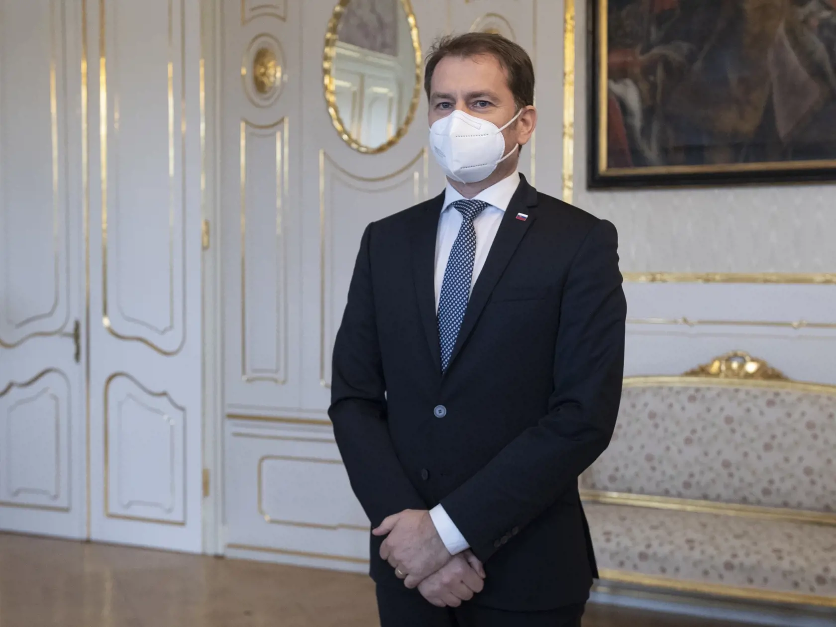 Na snímke predseda vlády SR Igor Matovič pred prijatím u prezidentky SR Zuzany Čaputovej v Prezidentskom paláci 16. marca 2021 v Bratislave. FOTO TASR - Pavel Neubauer
