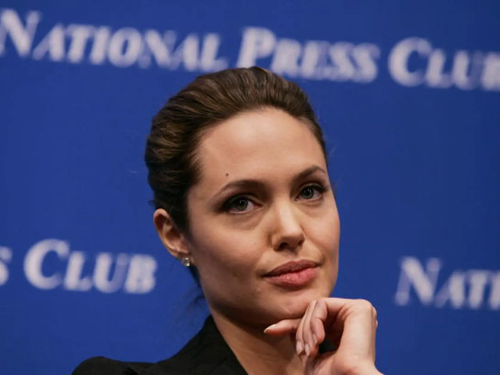 Angelina Jolie v roku 2005.