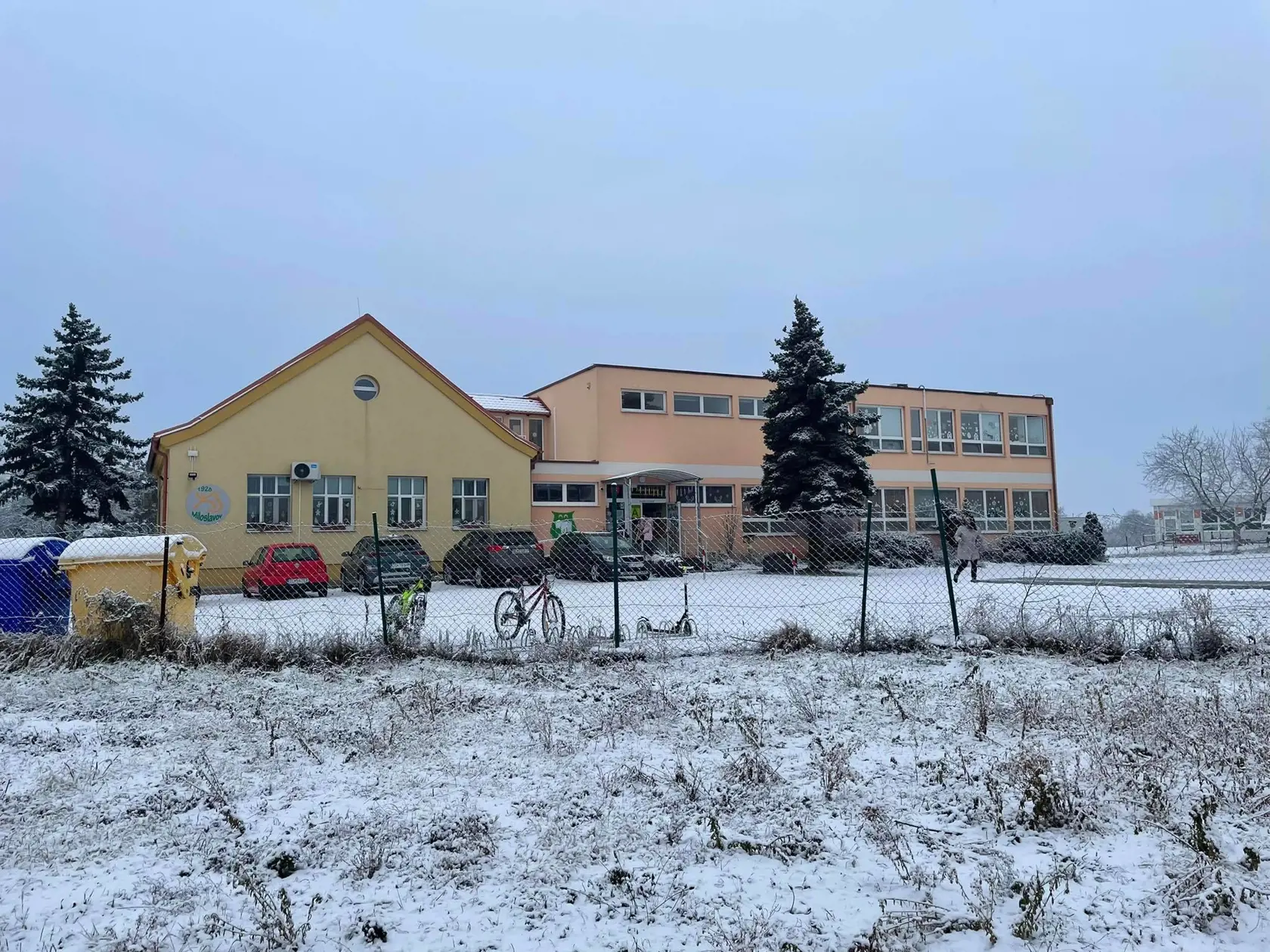 Základná škola v Miloslavove.