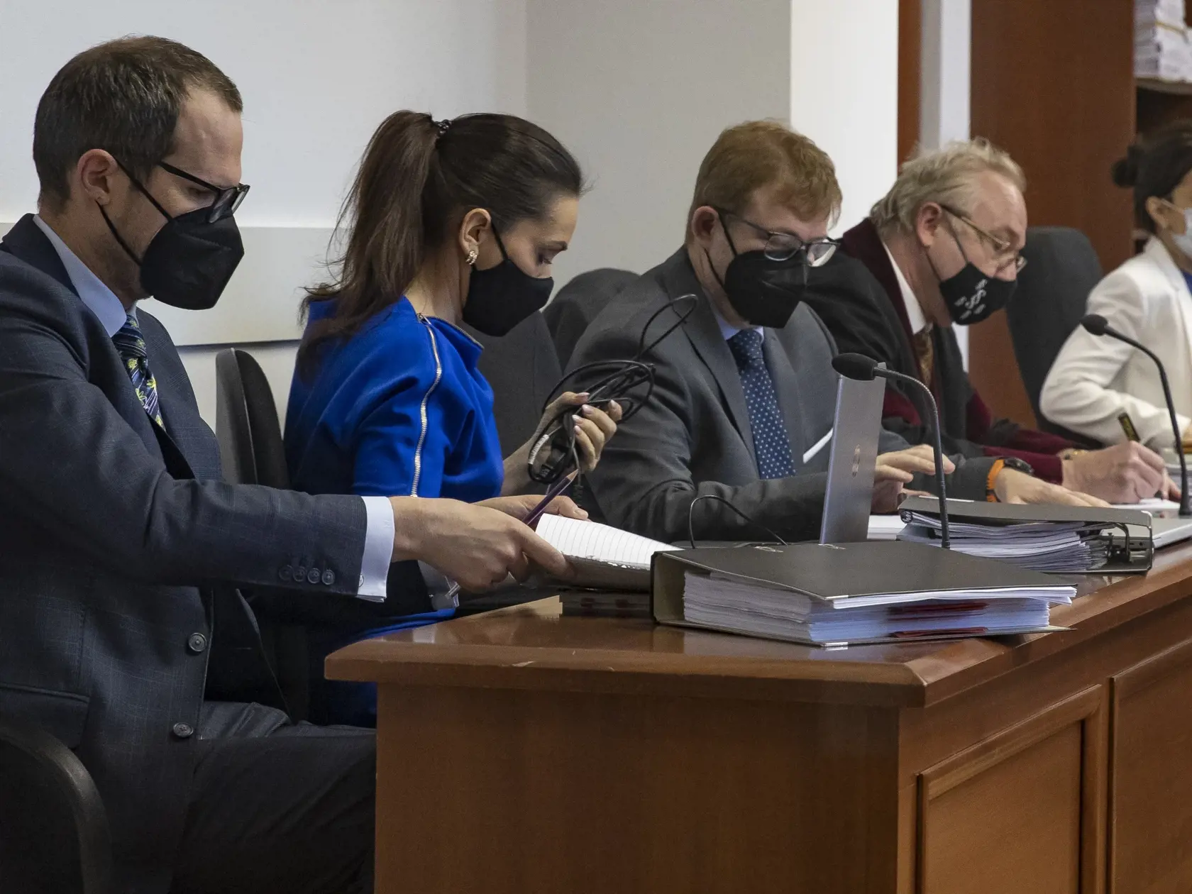 Pojednávanie v kauze zmenky na Špecializovanom trestnom súde v Pezinku. Samostatné konanie v prípade obžalovaného Štefana Agha. Na snímke zľava jsú právny zástupcovia TV Markíza - Peter Kubina, Lucia Tandlich, Tomáš Kamenec a prokurátor Ján Šanta.