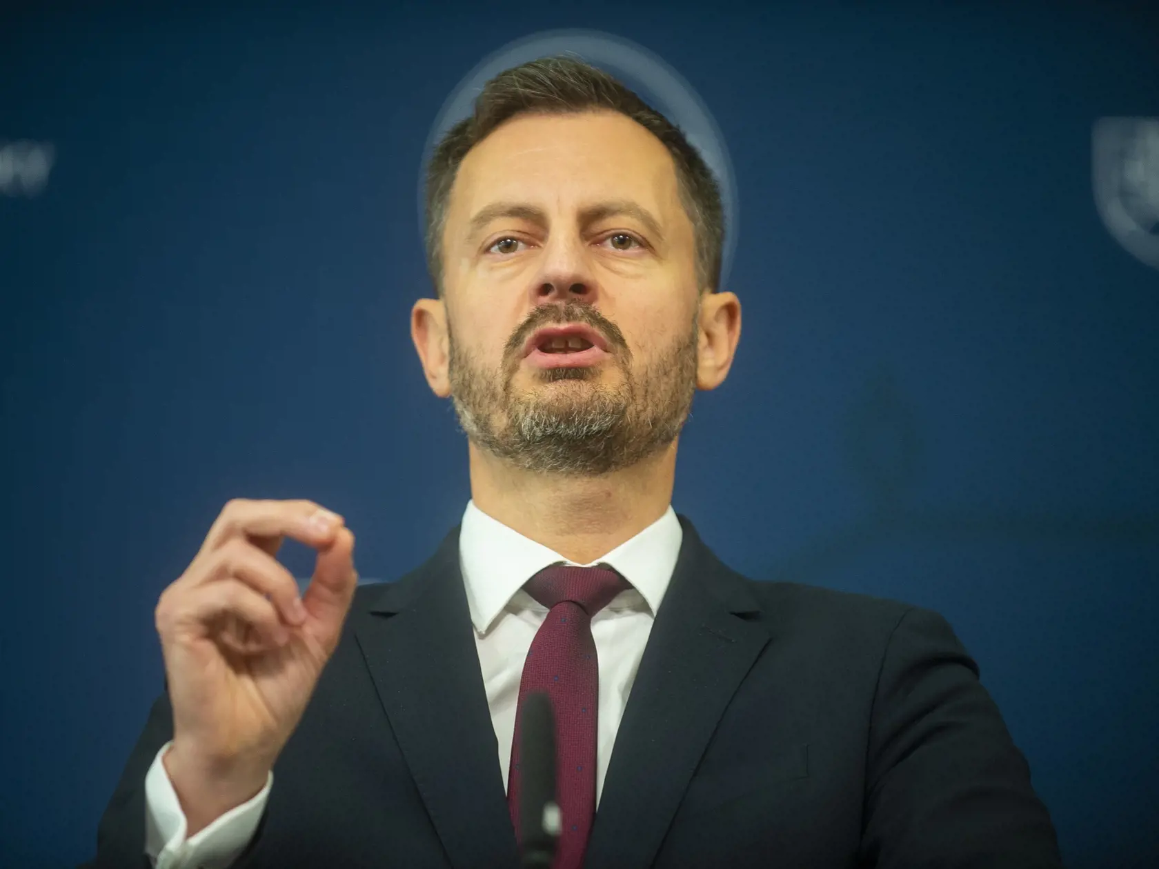 Na snímke predseda vlády SR Eduard Heger (OĽANO)