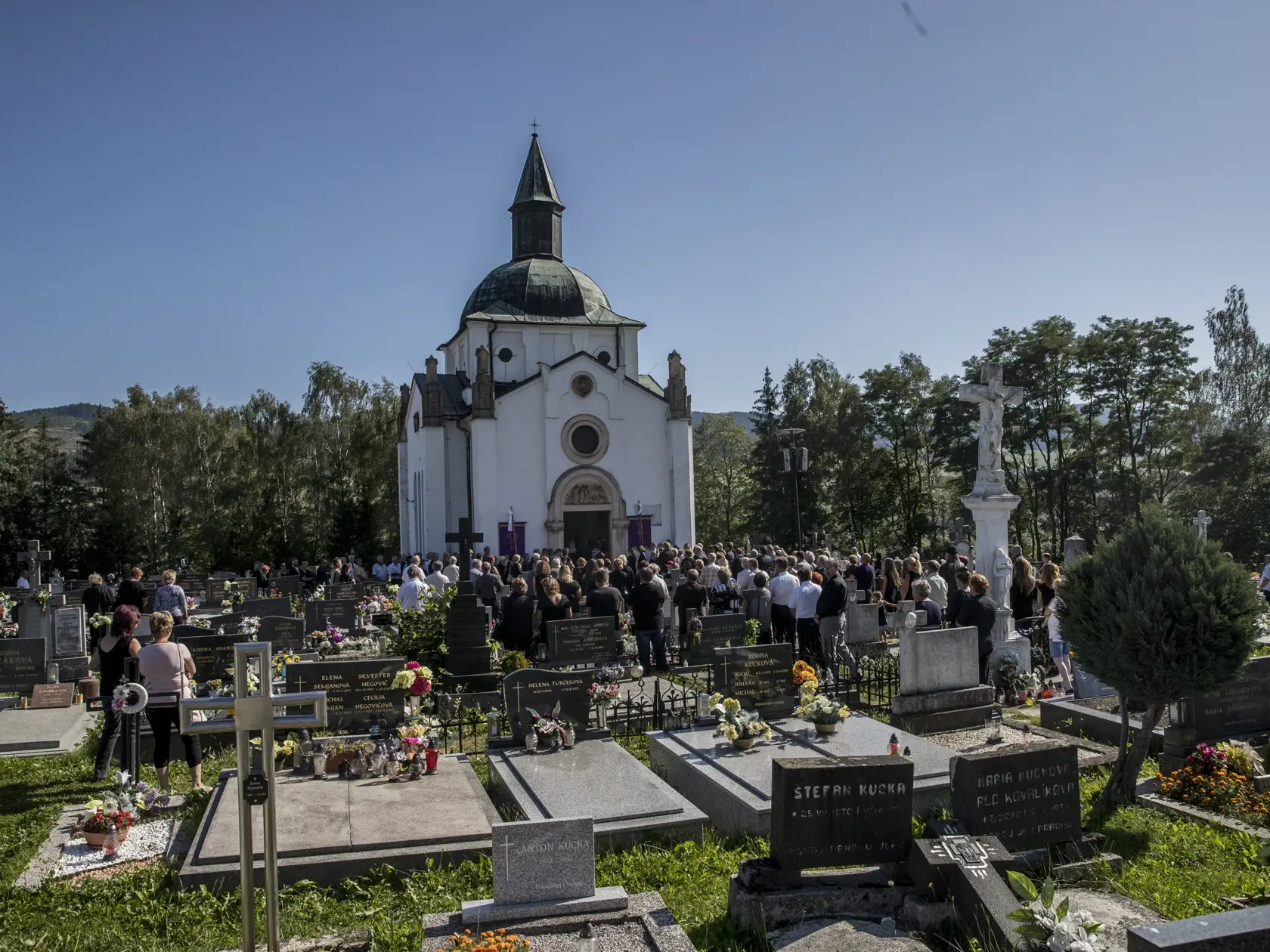 V Namestove sa konala posledna rozlucka so zosnulym Jozefom Nodzakom, znamym pod umeleckym menom Majster N.