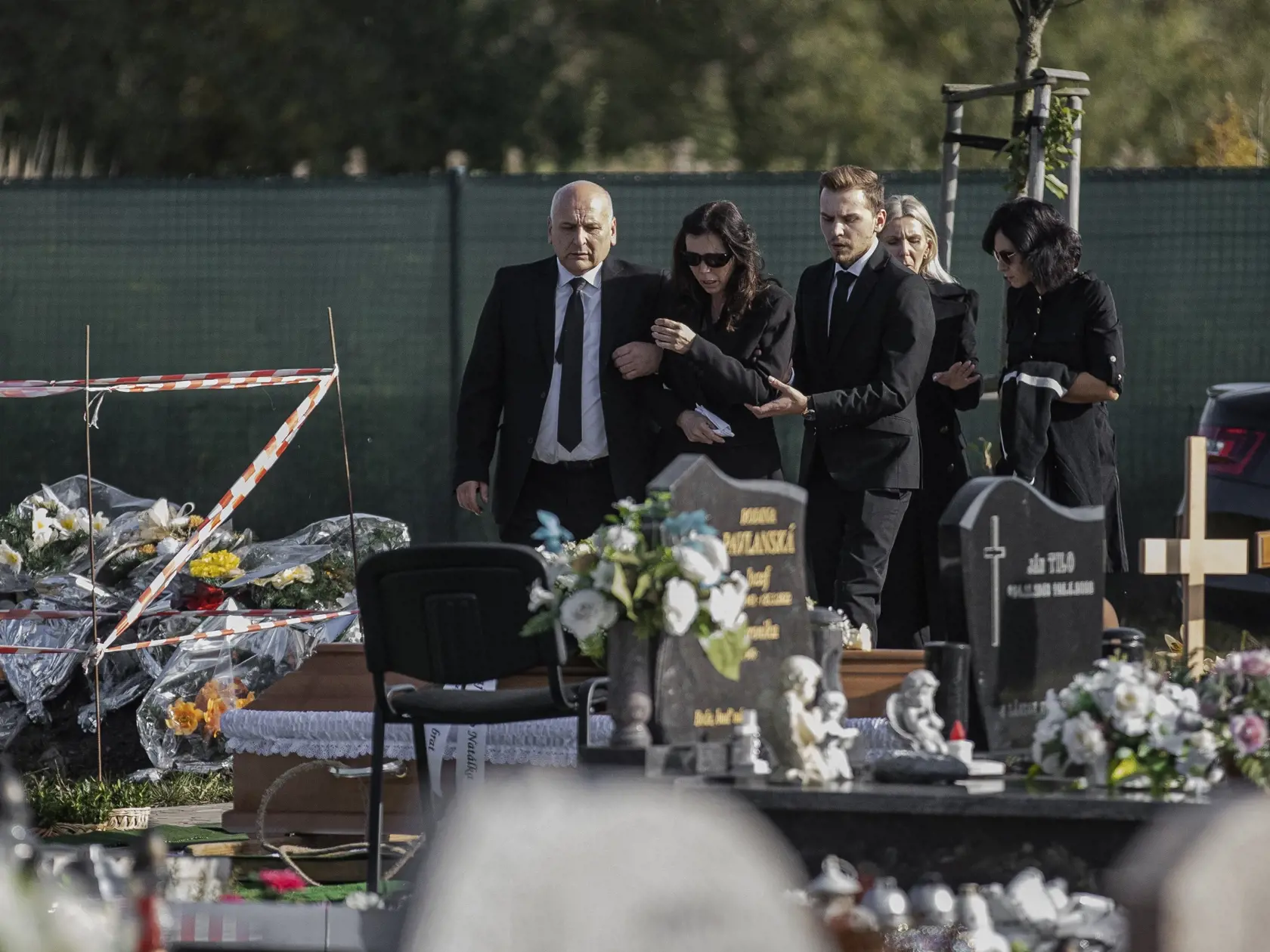 V Spišskej Novej Vsi sa 7.10.2022 konala posledná rozlúčka s Natáliou Hamrákovou. Iba 19-ročná študentka práva bola jednou z obetí tragickej nehody na Zochovej ulici v Bratislave.