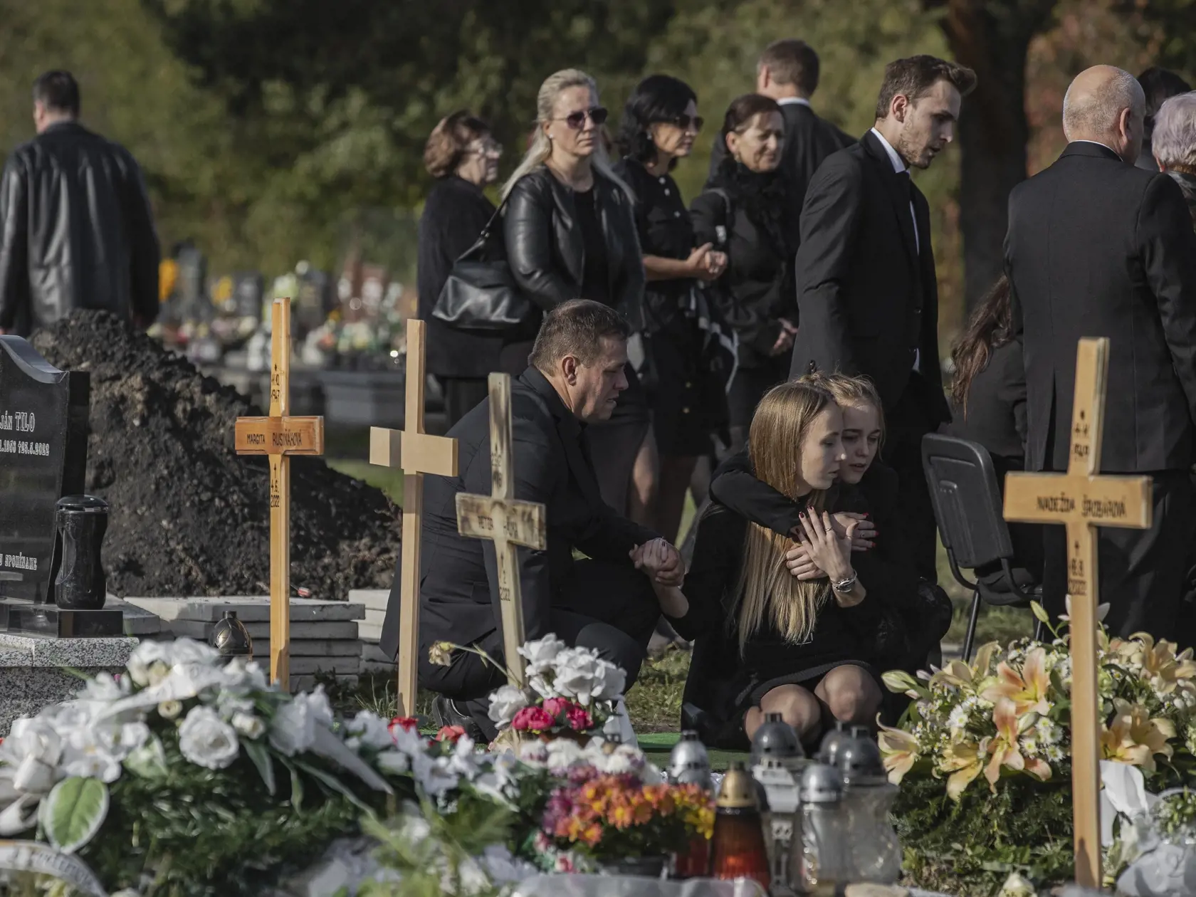 V Spišskej Novej Vsi sa 7.10.2022 konala posledná rozlúčka s Natáliou Hamrákovou. Iba 19-ročná študentka práva bola jednou z obetí tragickej nehody na Zochovej ulici v Bratislave.