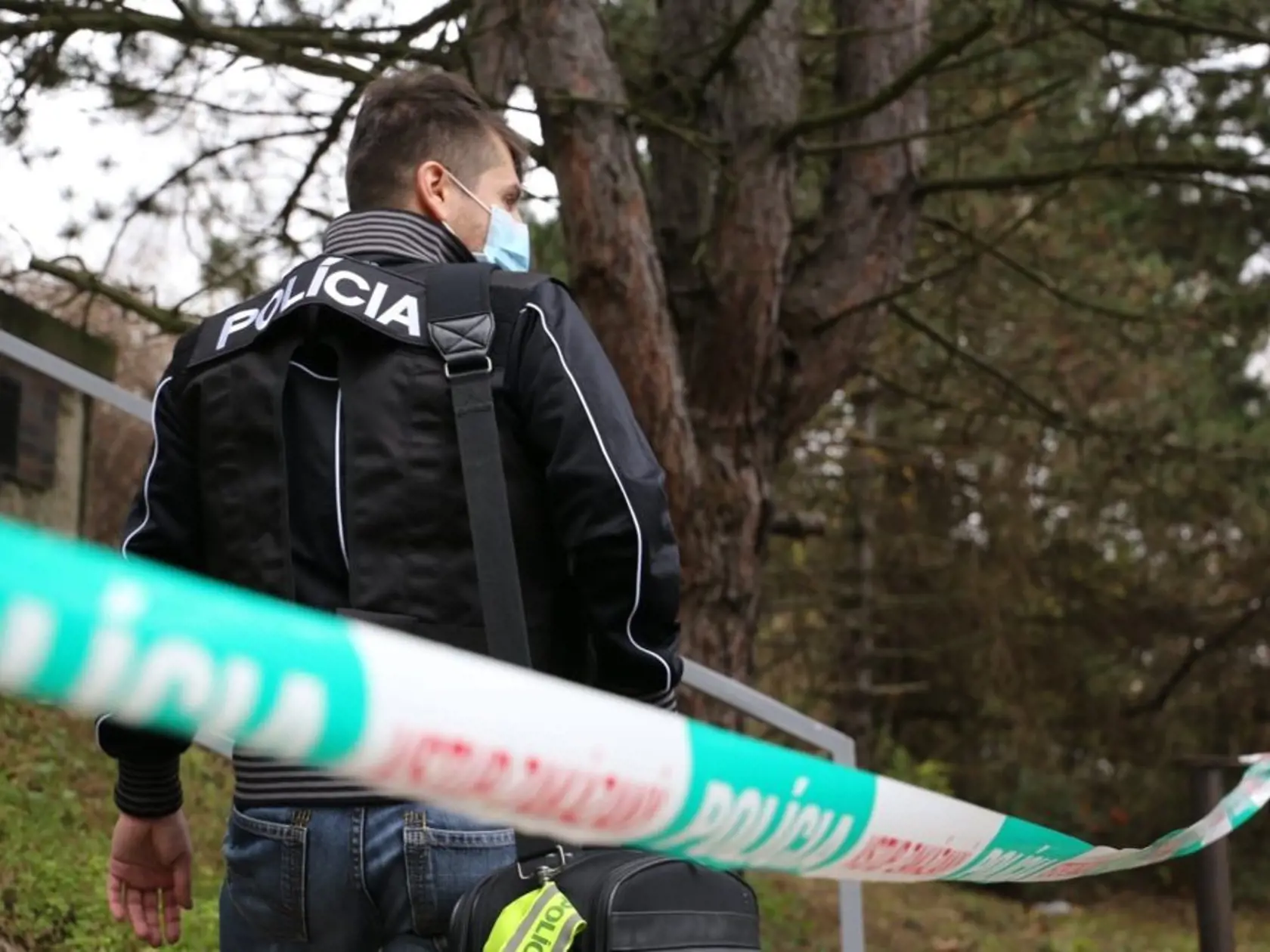 Polícia koná aj bude konať iba v súlade so zákonom. Uviedol to minister vnútra Roman Mikulec (OĽANO) v reakcii na vyjadrenia predsedu opozičného Smeru-SD Roberta Fica, týkajúce sa zadržania podnikateľa Norberta B.