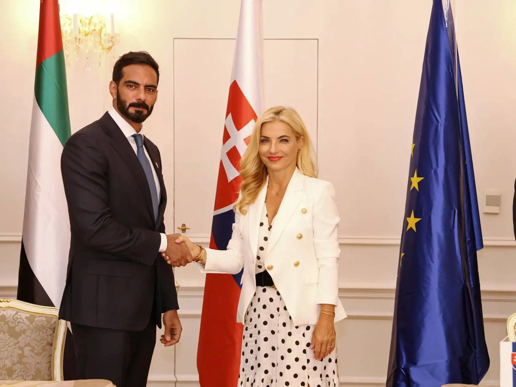 Minister kultúry a vzdelávania Spojených arabských emirátov šejk Salem Al Qassimi a ministerka kultúry Martina Šimkovičová.