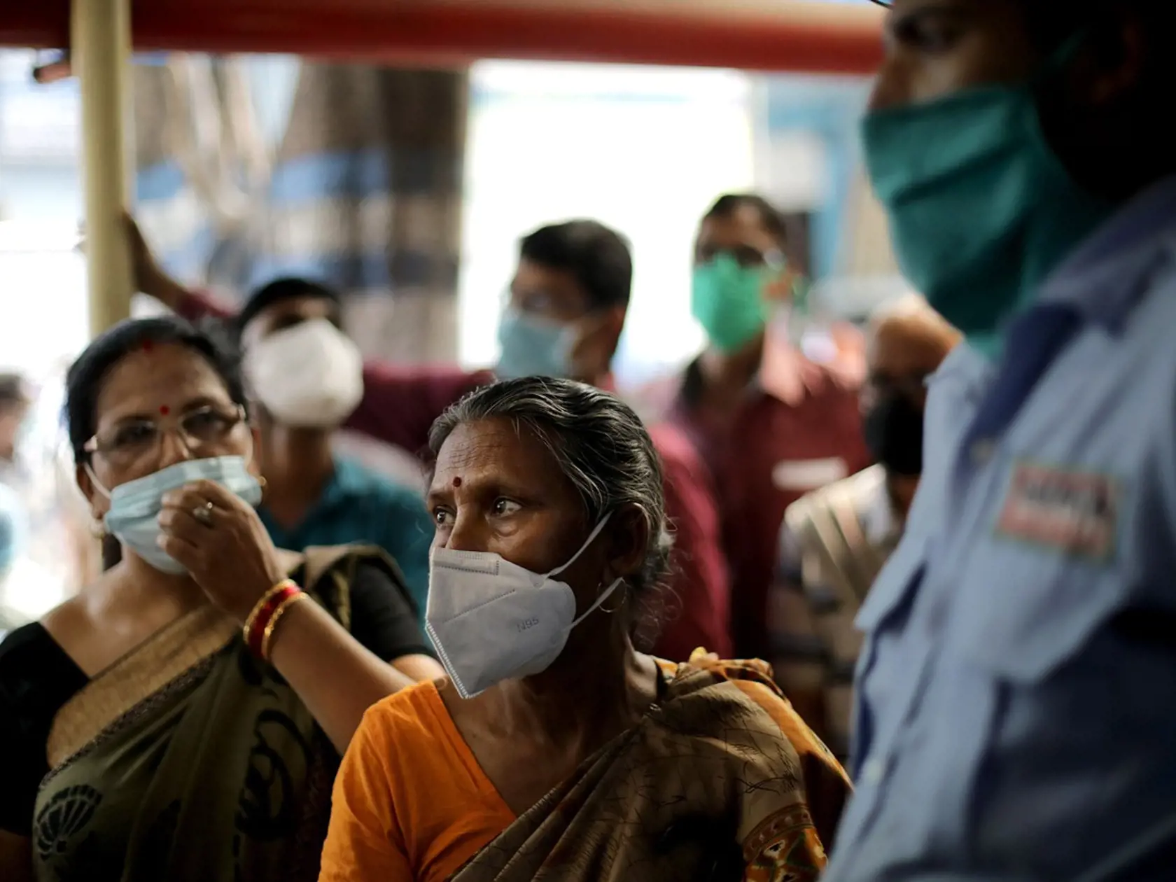 Najnovší rýchly nárast infekcií spôsobil, že India zaznamenala celkovo 13,5 milióna infikovaných, čo je viac než 13,48 milióna v Brazílii.