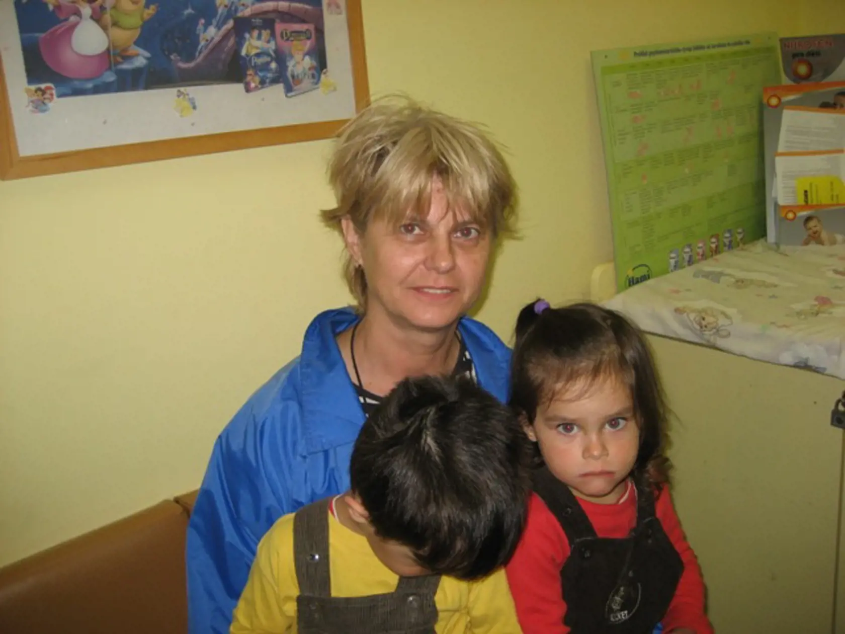 Helena Polášková
(56) s vnúčatkami Veronikou
(2) a Richardom