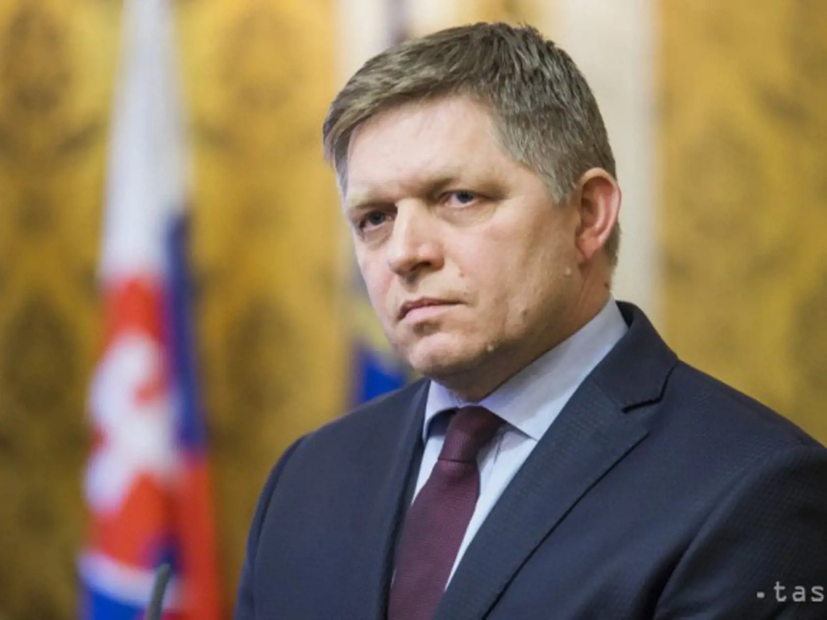 Na snímke opozičný poslanec NR SR Robert Fico (Smer-SD)
