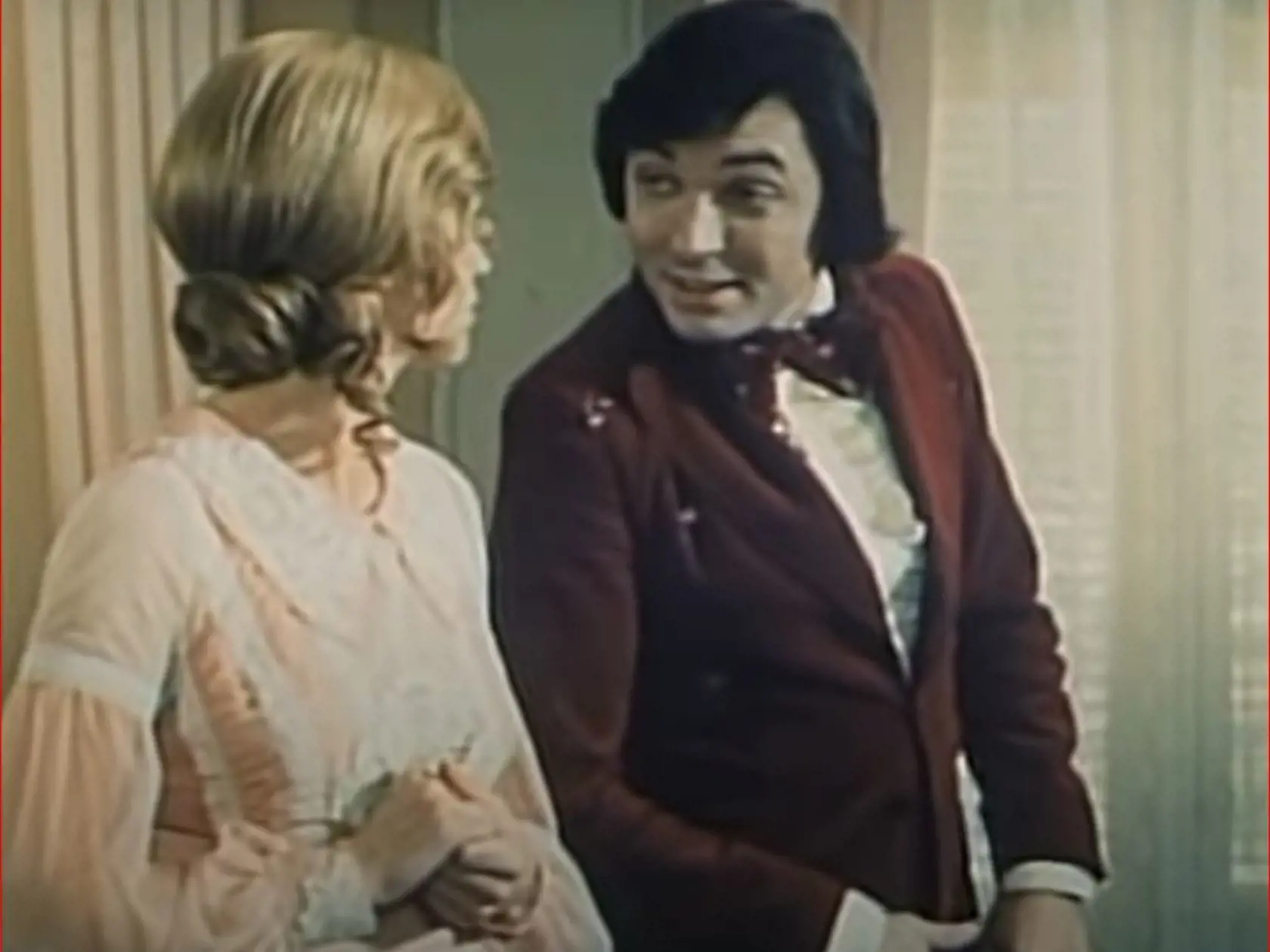 Karel Gott vo svojom najslávnejšom filme Hvězda padá vzhuru.