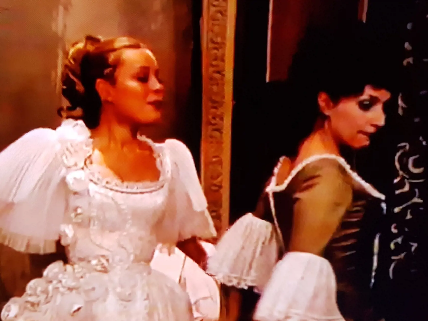 Magda Vášáryová s aktívnym herectvom skončila v roku 1990. "Keďže nehrám v seriáloch, mladá generácia ma ani nepozná," myslí si niekdajšia diva. 