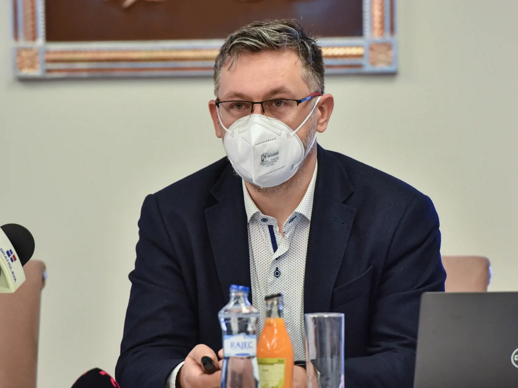 Na snímke splnomocnenec pre parkovaciu politiku Peter Herceg počas tlačovej konferencie k systému regulovaného parkovania 11. januára 2022 v Bratislave. FOTO TASR - Pavol Zachar