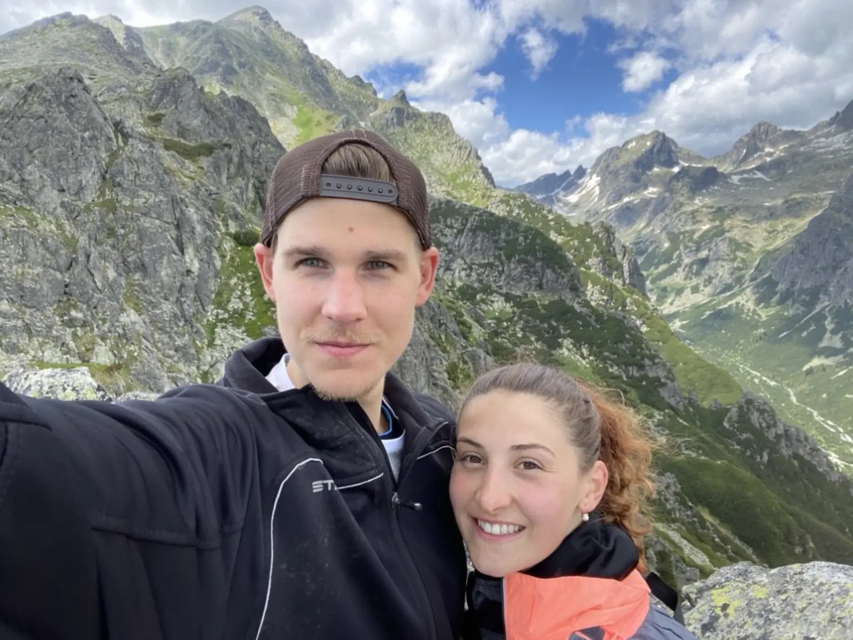 Kristína s manželom Adamom na dovolenke v Tatrách