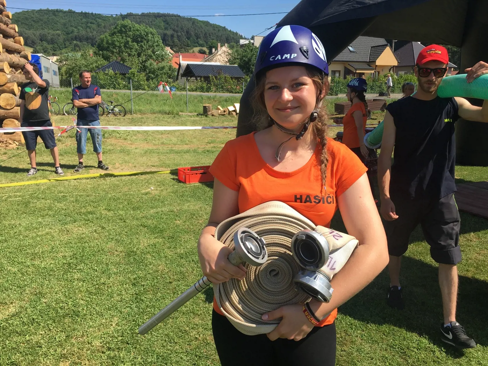 Jana Sečkárová (16). DHZ Strelníky. V družstve jej najviac sedí rola ľavoprúdárky.