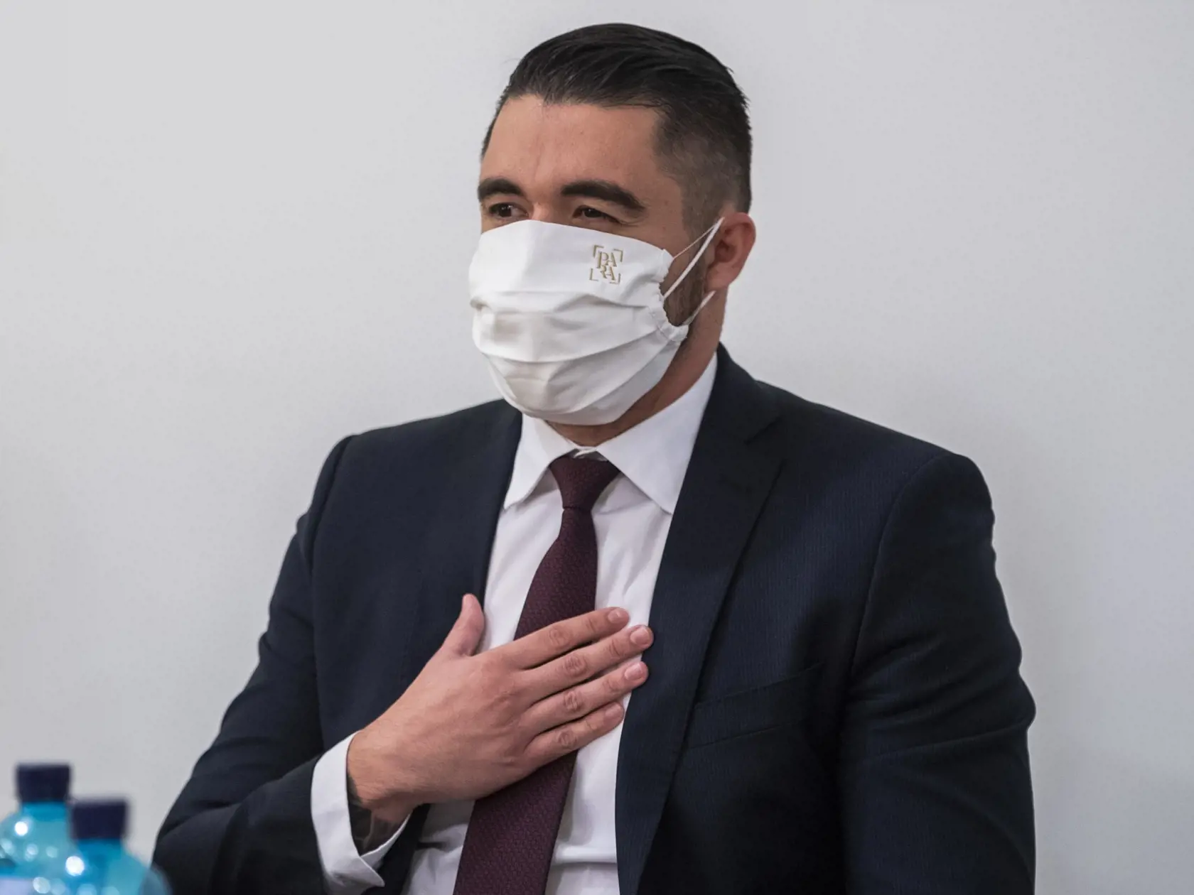 Na snímke advokát Pavol Gašpar počas tlačovej konferencie na tému: Pokračovanie rozhovorov z poľovníckej chaty v Bratislave 26. novembra 2021. FOTO TASR - Jaroslav Novák