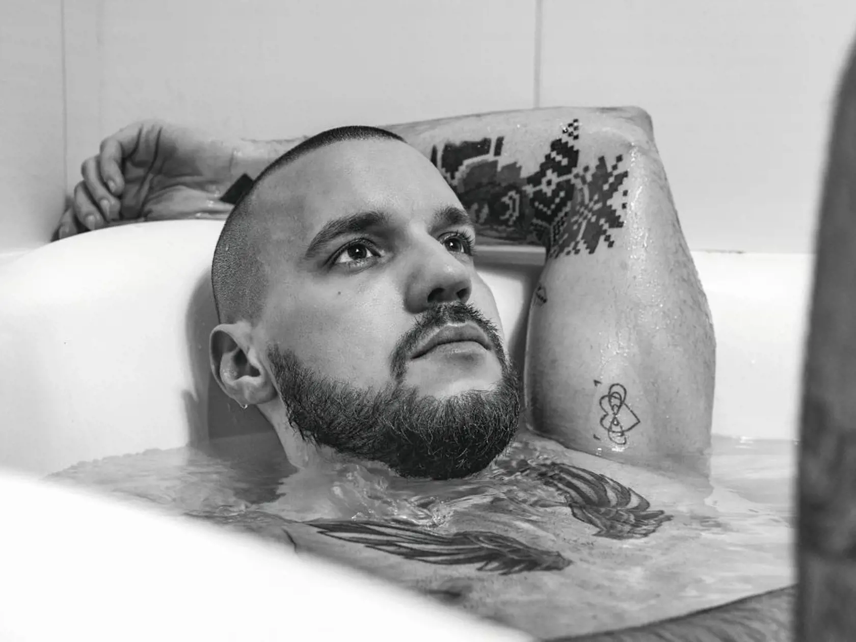 Michal Sabo- známy moderátor vám ukáže svet inými očami.