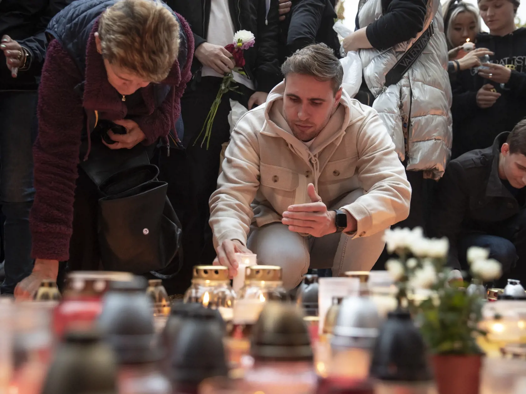 Spomienkový pochod za Matúša a Juraja, členov LGBT komunity, ktorých zastrelil radikalizovaný útočník v podniku Tepláreň na Zámockej ulici v Bratislave. Na snímke je herec Patrik Vyskočil.