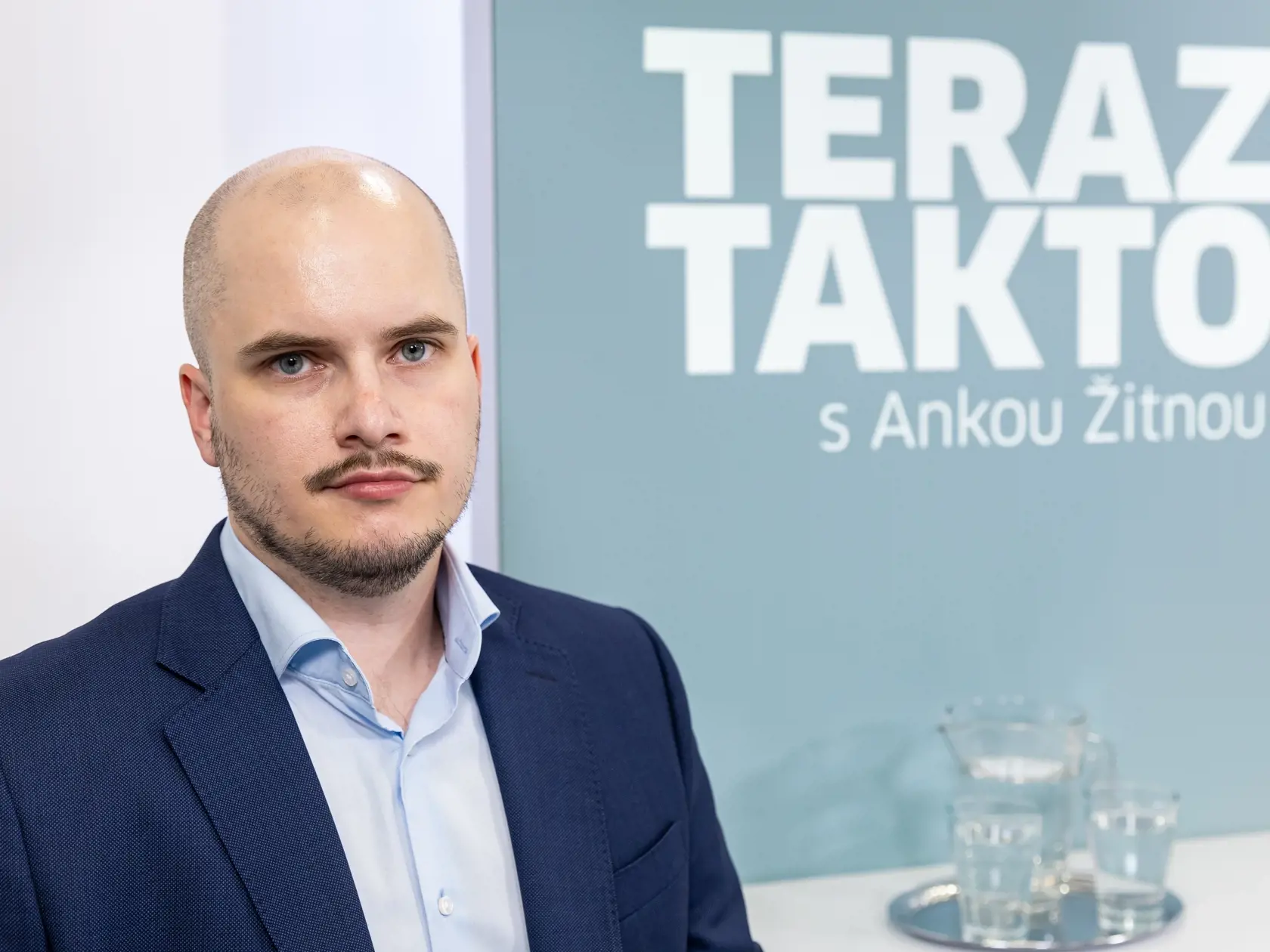 Novinár Adam Valčekpísal aj o Čurillovcoch.