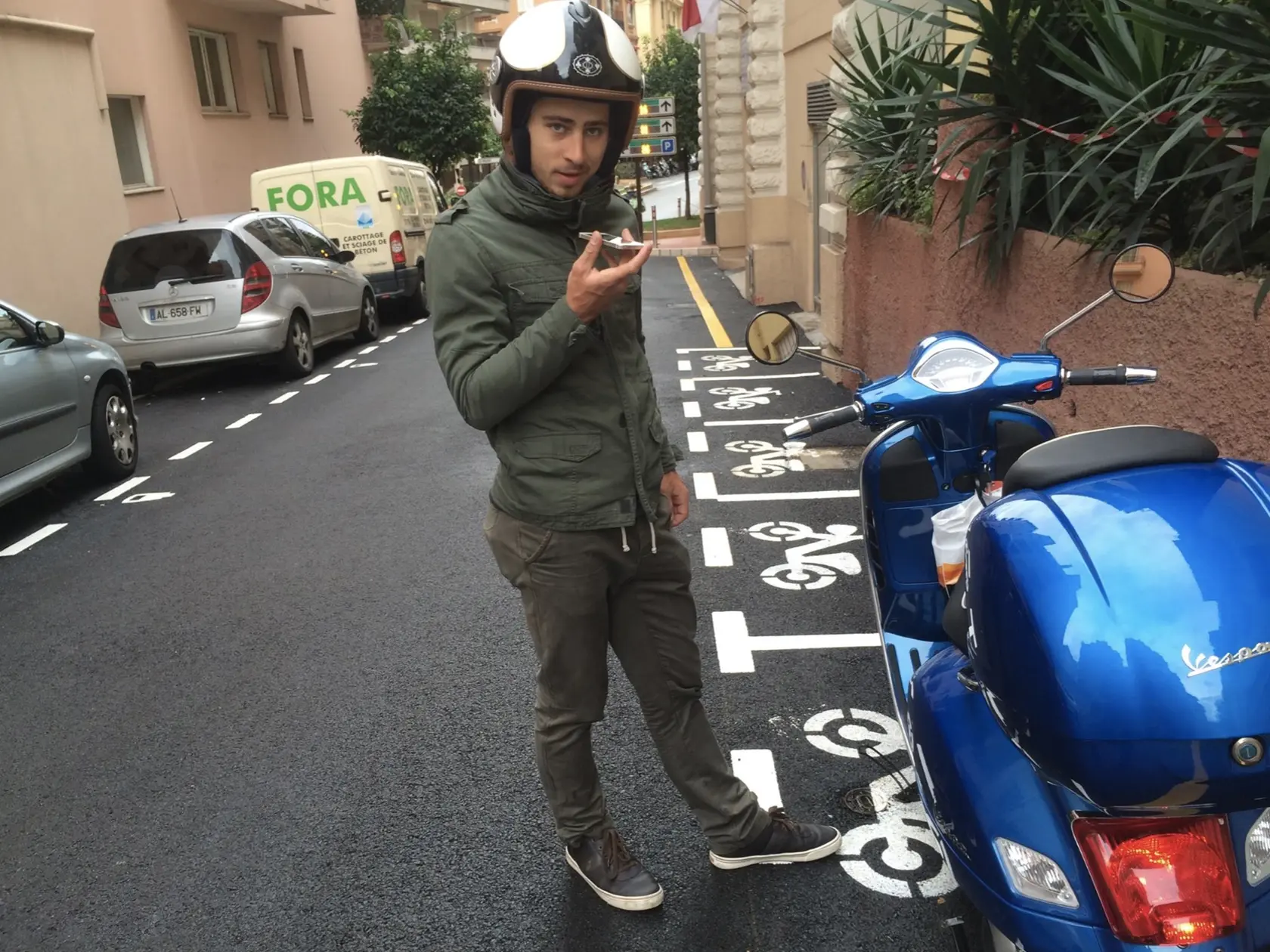 Sagan svoje prvé sídlo v Monaku prenechal exmanželke a podľa tamojších zákonov ho ani nemôže údajne predať, kým ich dieťa nedosiahne plnoletosť.