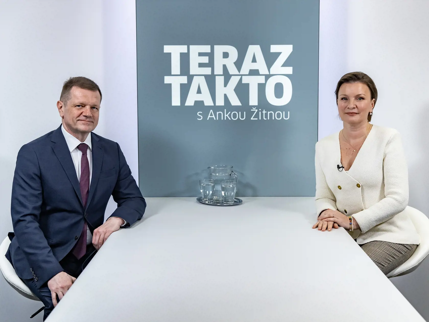 Diskusná relácia “Teraz Takto s Ankou Žitnou”, ktorej hosťom bol Peter Kmec, podpredseda vlády SR pre plán obnovy.