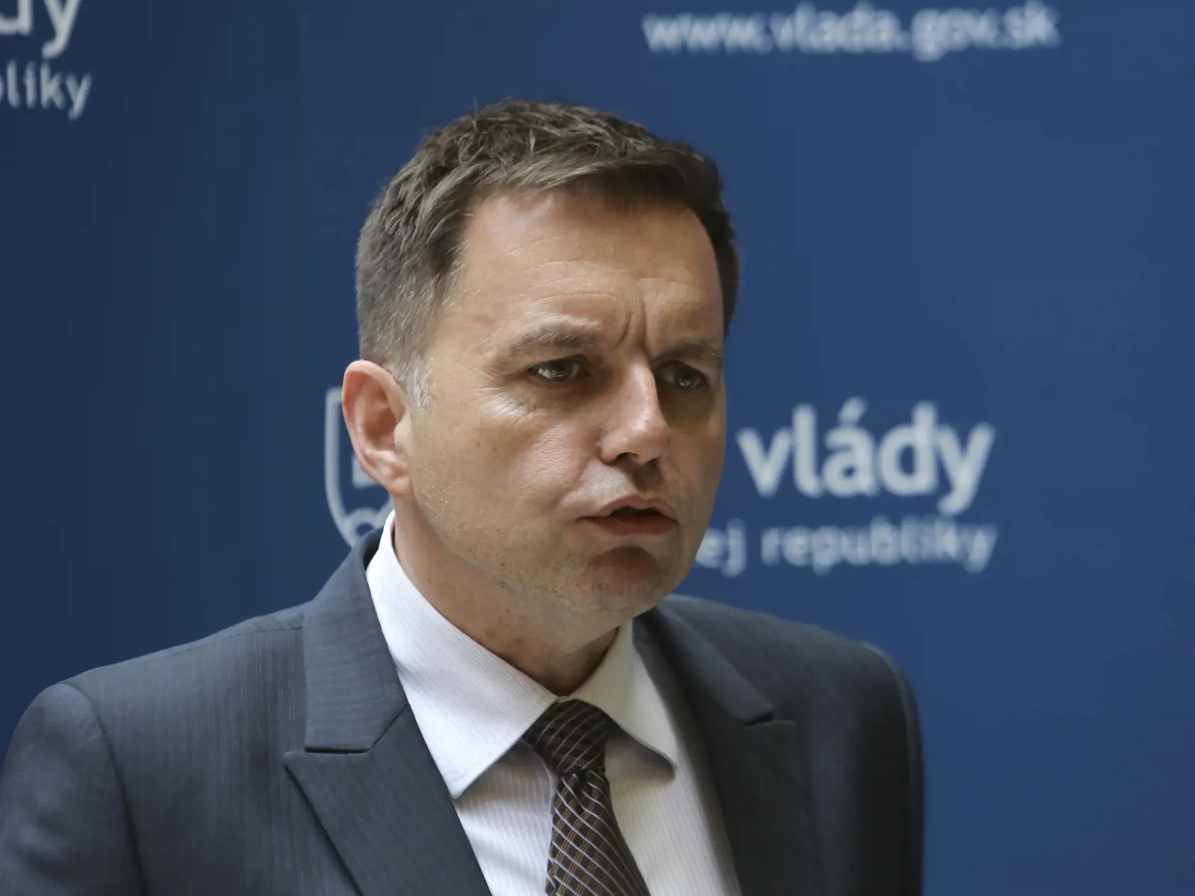 Peter Kažimír VRAJ bral od Jozefa Brhela úplatky.