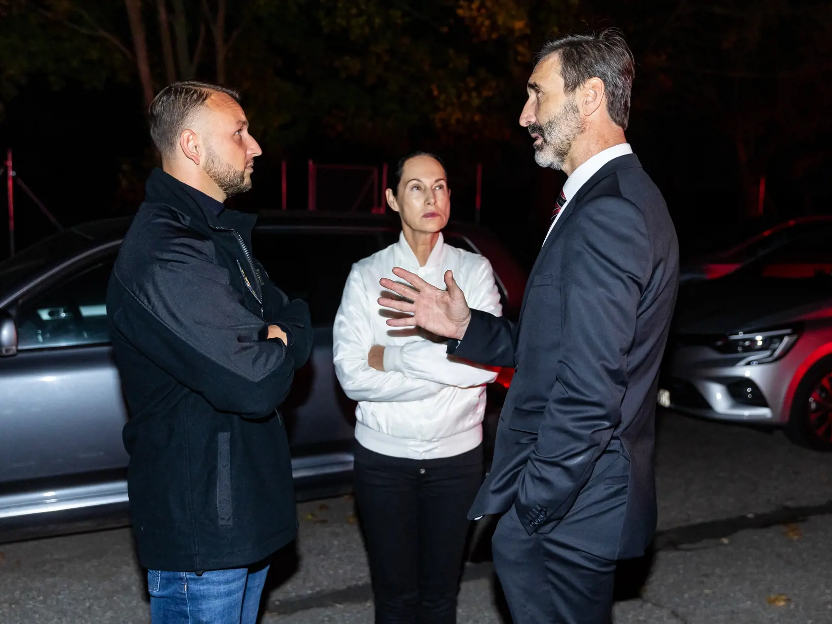 Tlačová konferencia ministerstva vnútra na hraničnom priechode s Maďarskom Rusovce-Rajka. Na snímke Matúš Šútaj Eštok, Juraj Blanár a Lucia Kurilovská.