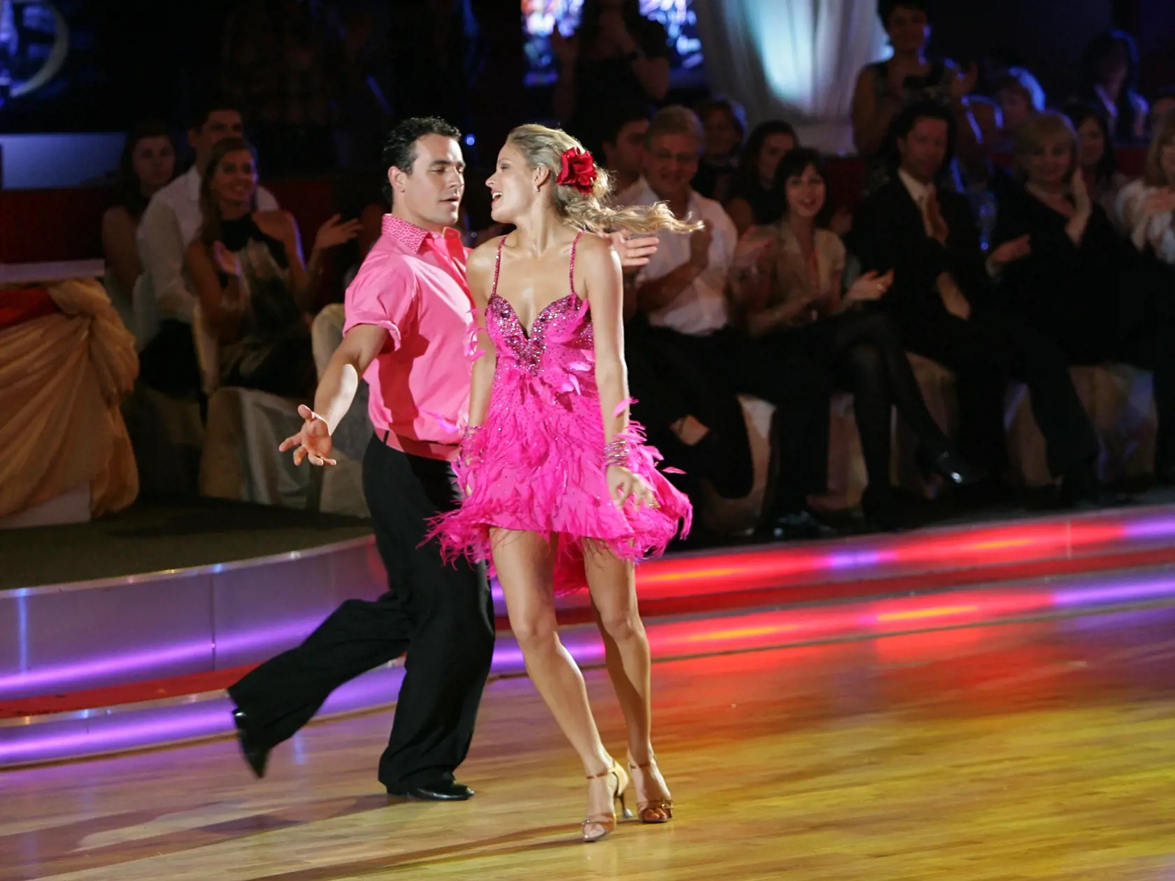 Ivana Surovcova, Filip Tuma
Lets Dence 3, 5 kolo
10.5.2009
Foto: Robo Homola
pôvodný súbor:IMG_foto ROBO HOMOLA_26152.JPG