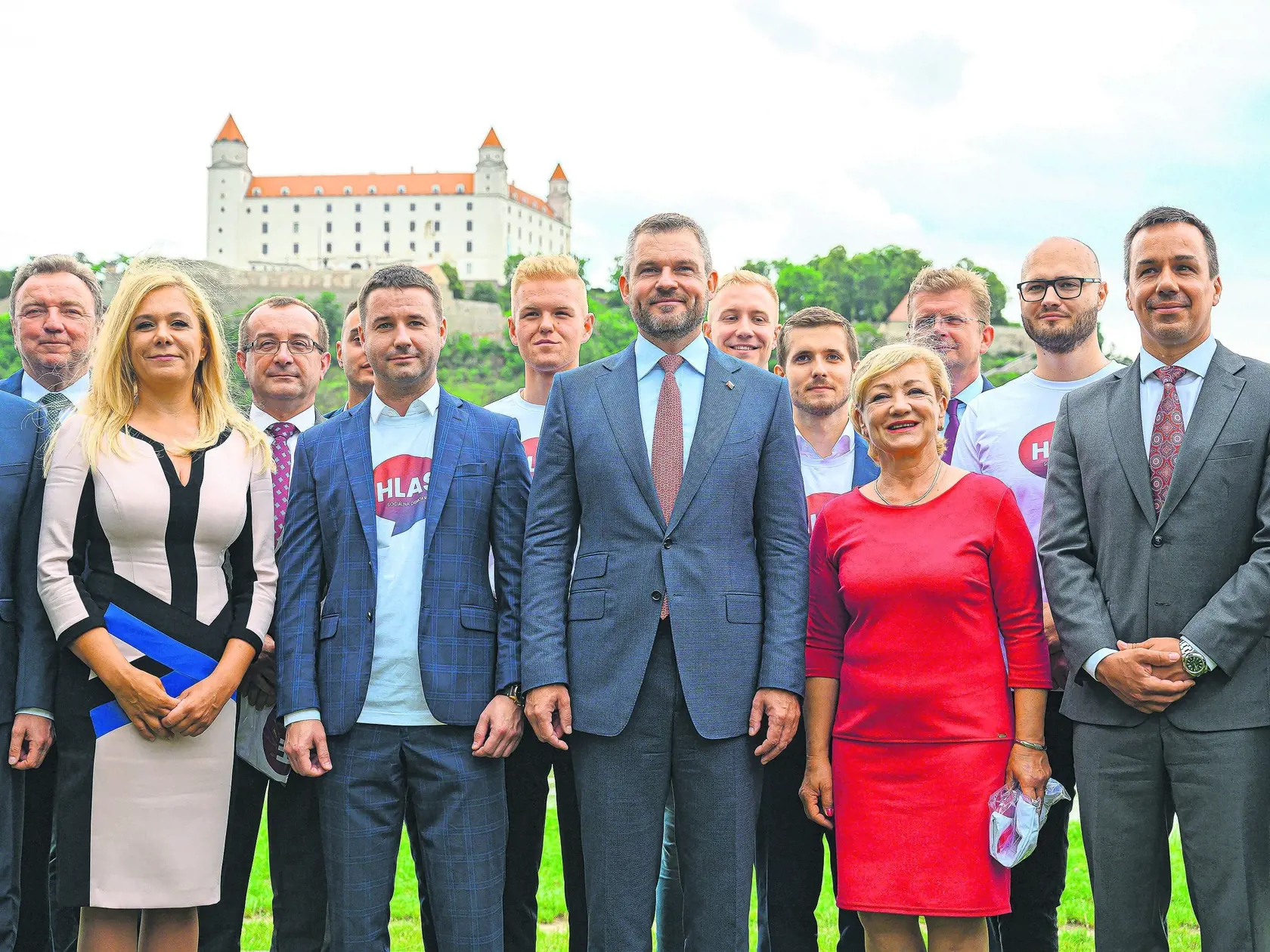 Pellegrini predstavuje svoju novú stranu Hlas-sociálna demokracia aj v prítomnosti politikov, z ktorých väčšina pôsobila dovtedy v Smere. Hlas bol oficiálne registrovaný na ministersve vnútra 11. septembra 2020.