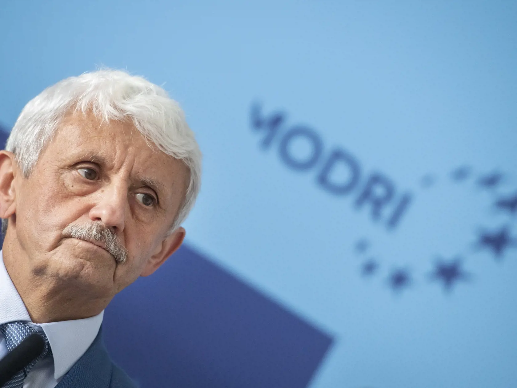 Spoločná tlačová konferencia strán Modrí-ES a Most-Híd na tému Spoločný postup pred septembrovými parlamentnými voľbami v Bratislave 29. mája 2023. Na snímke predseda strany Modrí - Európske Slovensko Mikuláš Dzurinda.