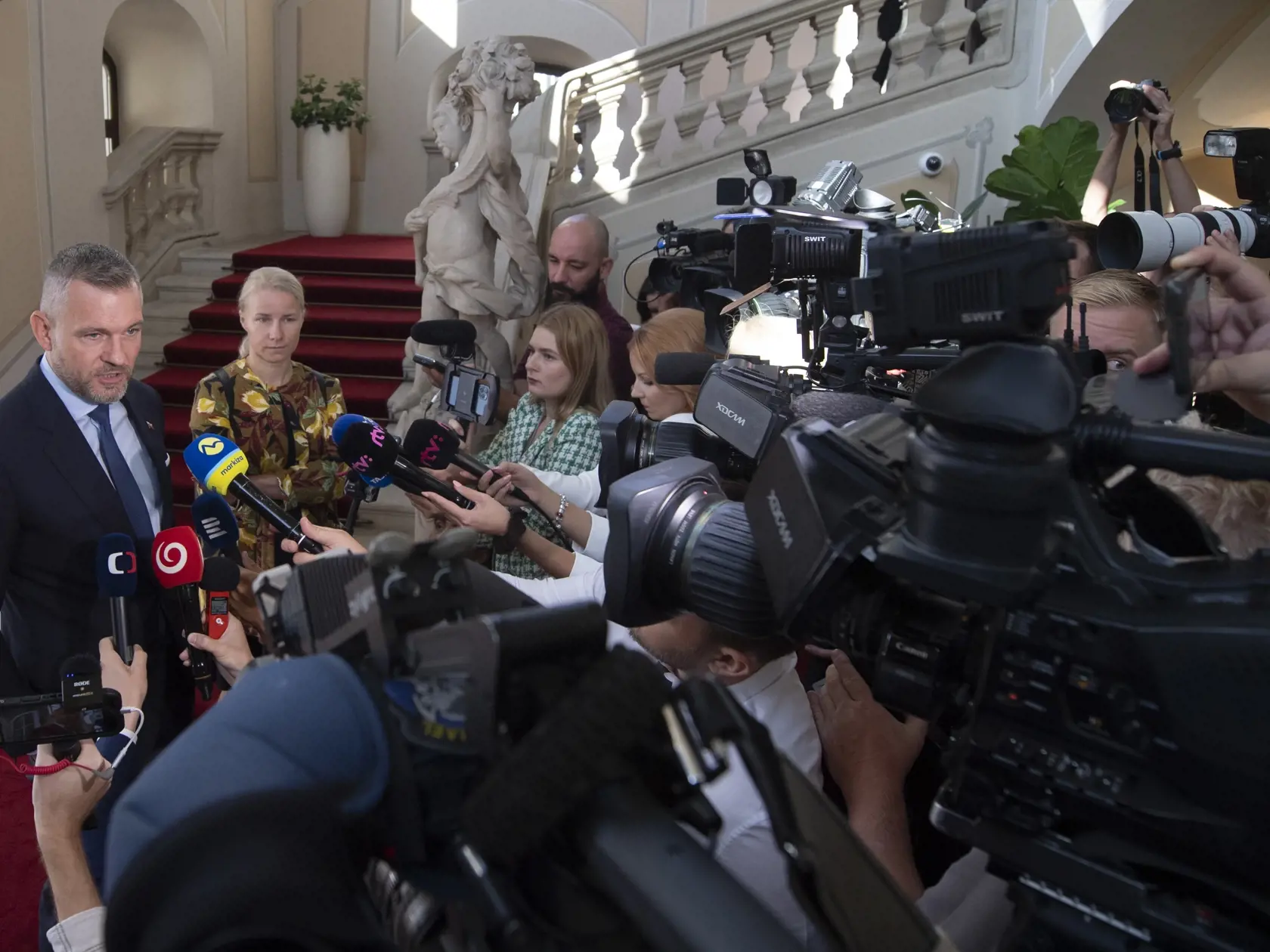 PETER PELLEGRINI si získal voličov a voličky, pretože je dobrý rečník.