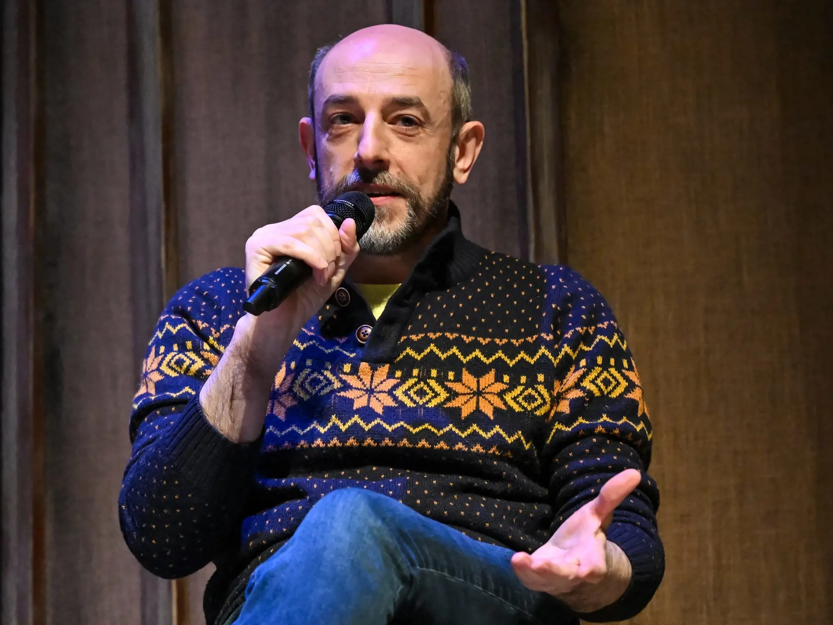 Na snímke herec Csongor Kassai počas tlačovej konferencie divadla Nová scéna k premiére rodinného muzikálu Lionel Bart: Oliver podľa románu Charlesa Dickensa Oliver Twist v Bratislave 5. marca 2024. FOTO TASR - Pavol Zachar