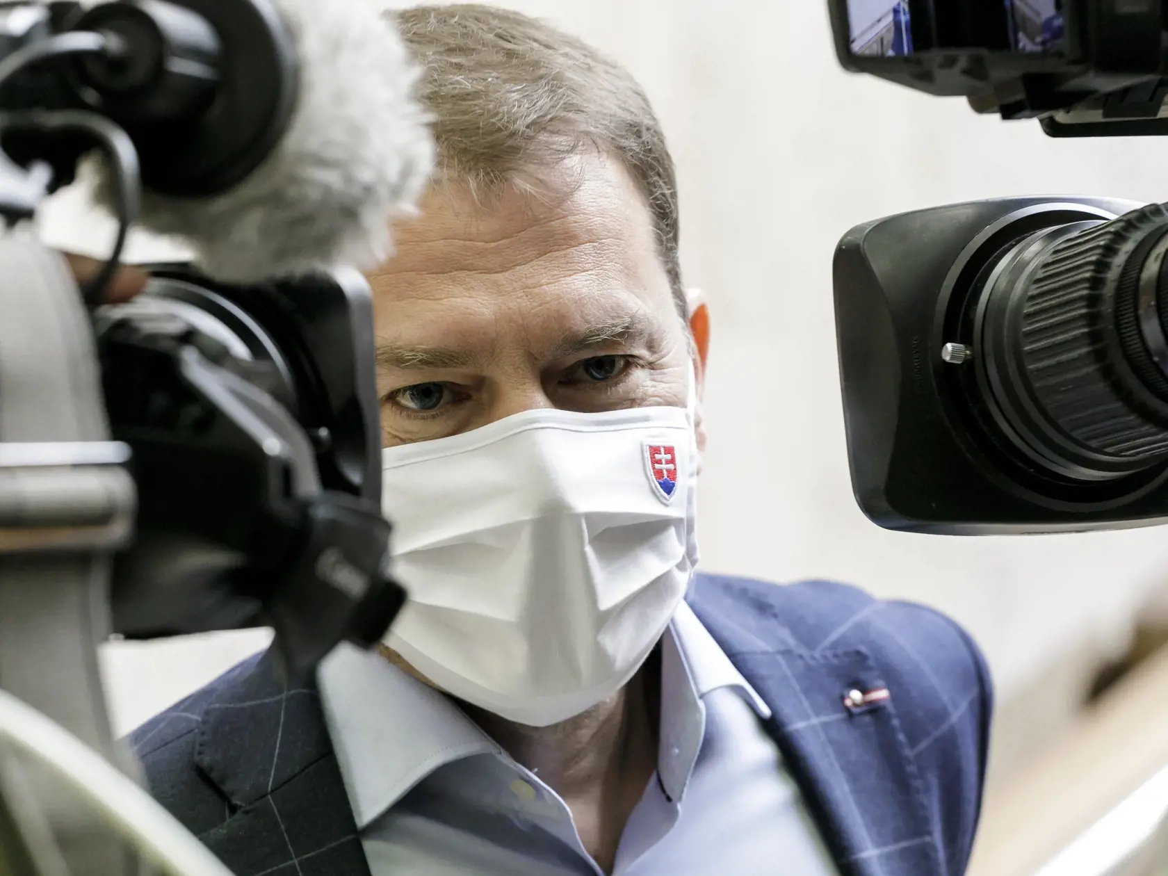 Na snímke predseda vlády SR Igor Matovič prichádza na 21. zasadnutie vlády SR.
