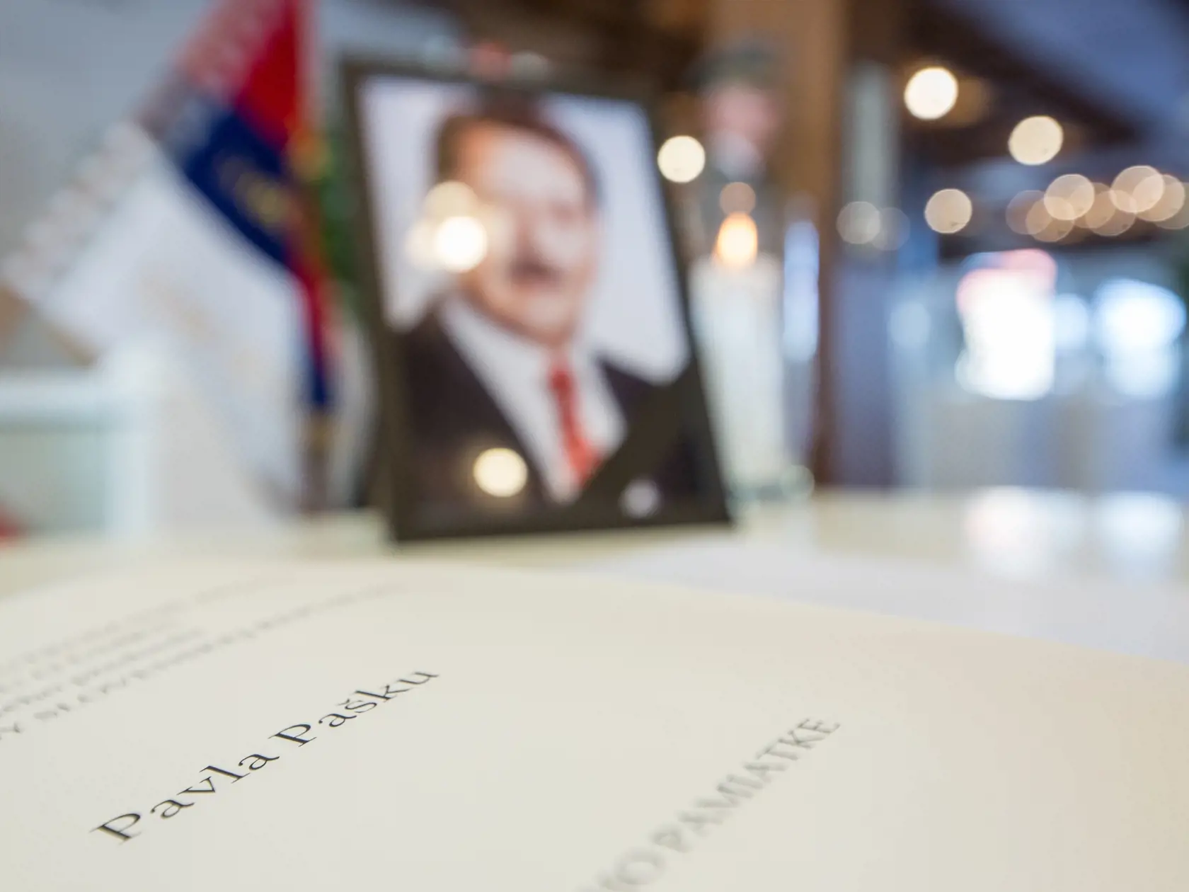Predseda Národnej rady SR Andrej Danko dnes od 15. tej hodiny sprístupnil v priestoroch Národnej Rady SR kondolenčnú knihu v súvislosti s úmrtím bývalého predsedu NR SR Pavla Pašku.