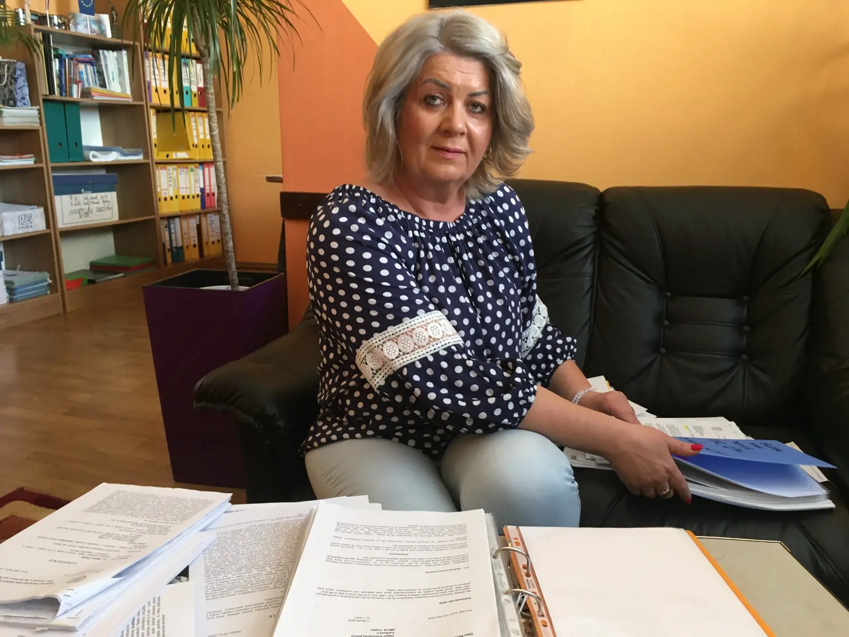 Starostka Mária Telepúnová si myslí, že jej občan je ňou posadnutý a chce ju psychicky zničiť.