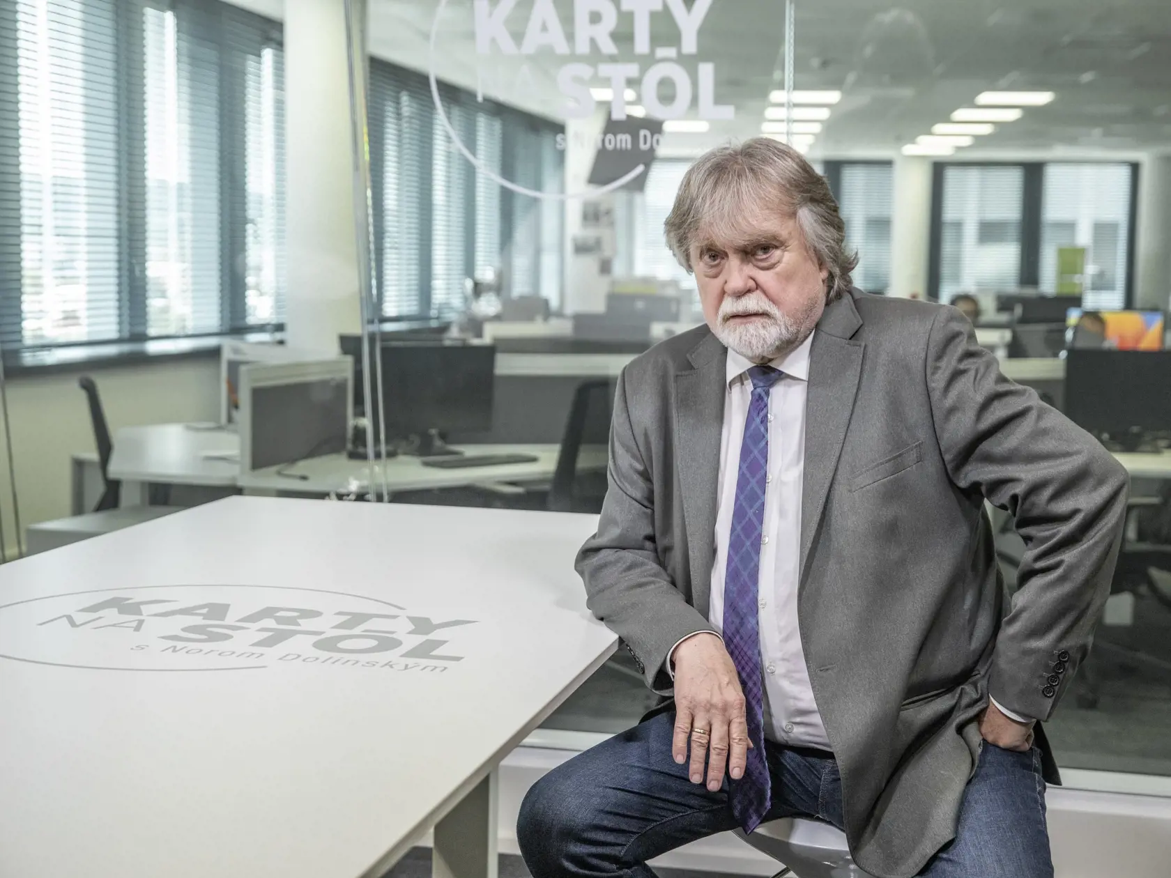 Diskusná relácia “Karty na stôl”, ktorej hosťom bol poslanec Národnej rady Slovenskej republiky za stranu SMER – sociálna demokracia Dušan Jarjabek.