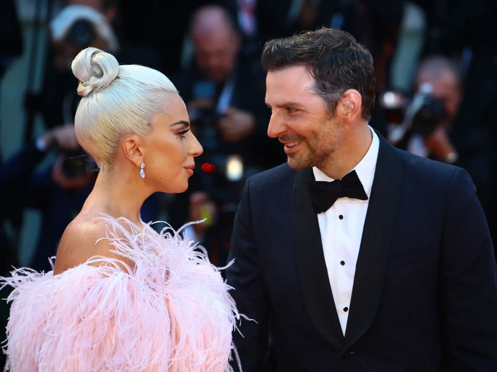 Lady Gaga a Bradley Cooper