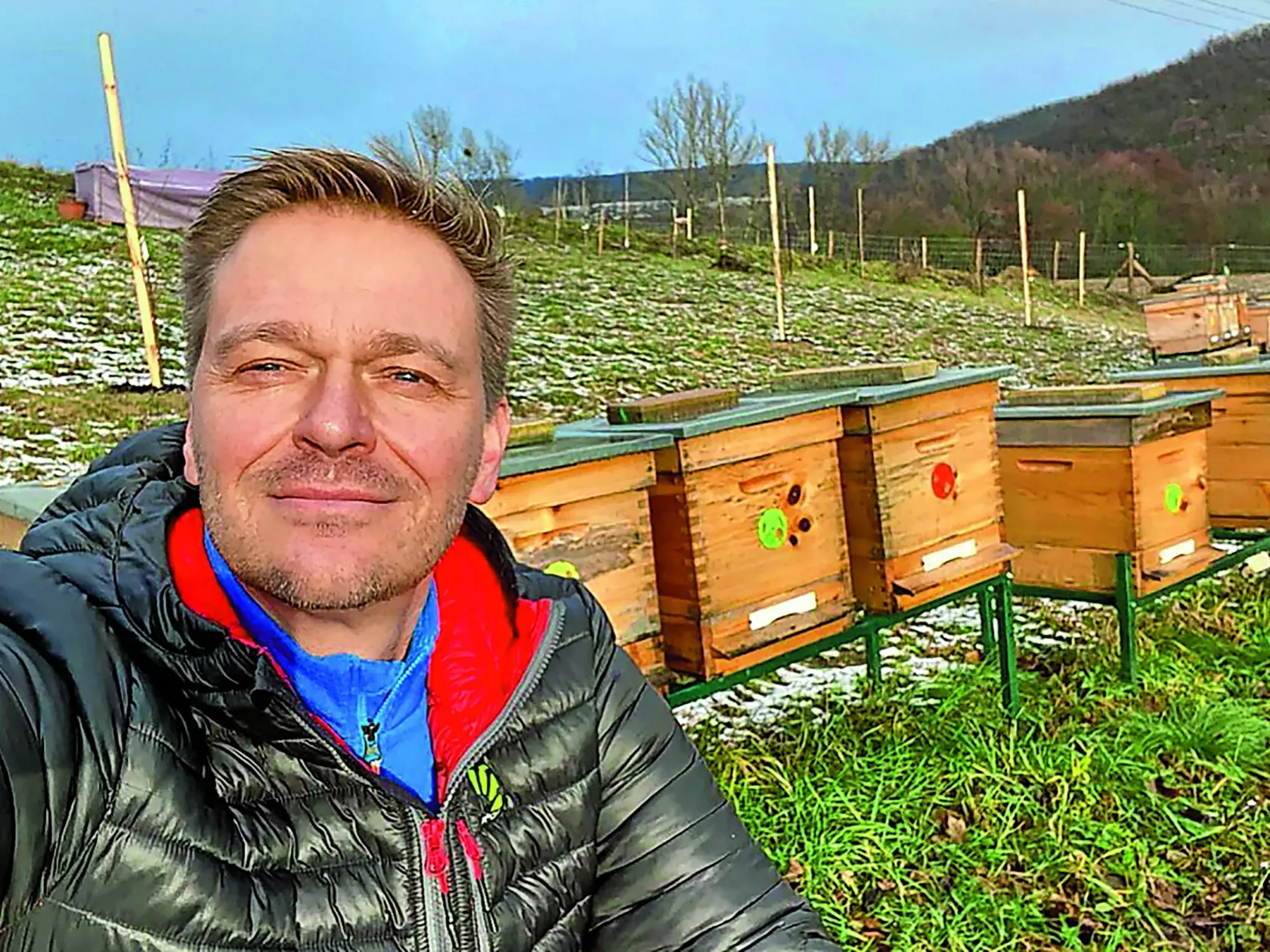 MARTIN sa už niekoľko rokov venuje včelám. Vďaka ich neustálemu pozorovaniu zmenil svoj prístup k životu.
