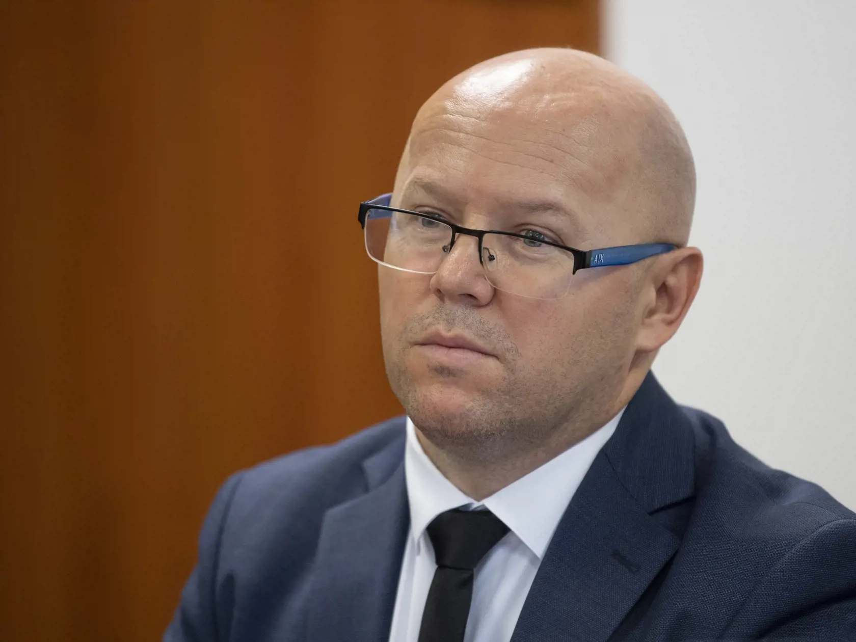 Na snímke riaditeľ Národnej kriminálnej agentúry Ľubomír Daňko počas tlačovej konferencie k streľbe na Zámockej ulici v Bratislave, 14. októbra 2022 na Úrade špeciálnej prokuratúry v Pezinku. FOTO TASR - Michal Svítok